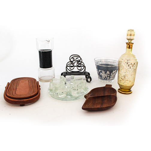 Assortment of Mid-Century Kitchen Items