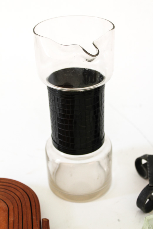 Assortment of Mid-Century Kitchen Items