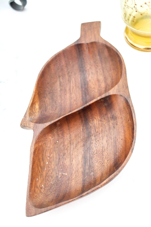 Assortment of Mid-Century Kitchen Items