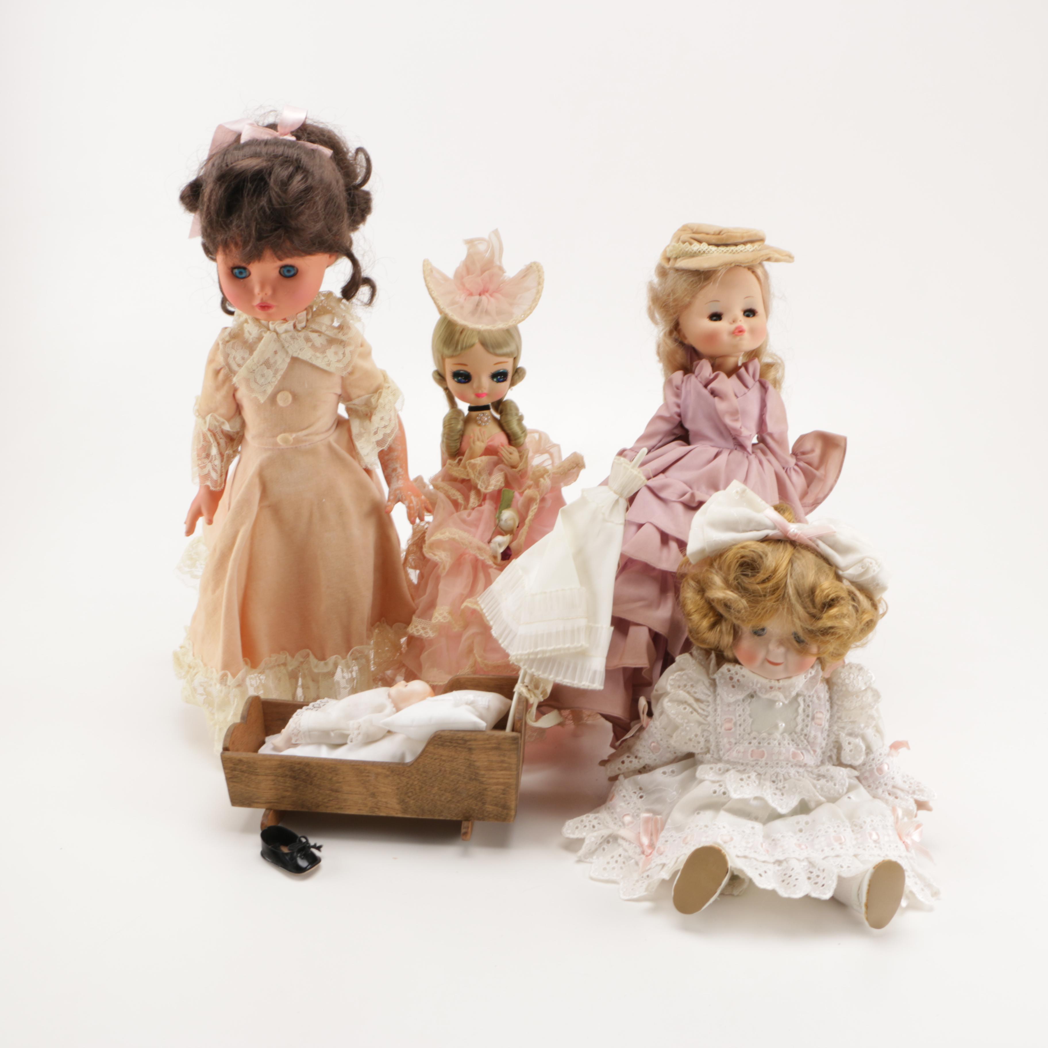 Vintage Dolls Including a Big Eye Style Bradley Doll