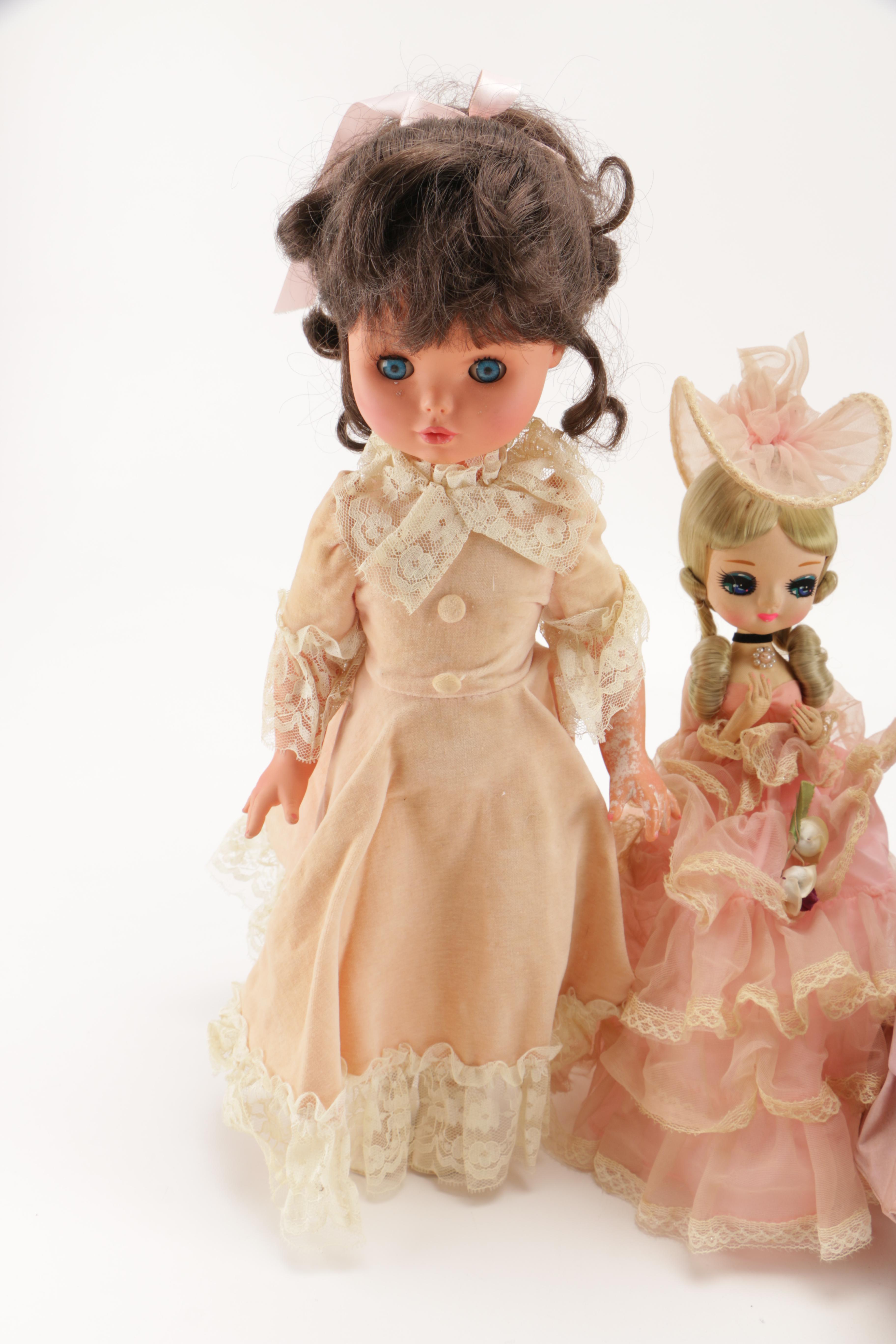 Vintage Dolls Including a Big Eye Style Bradley Doll