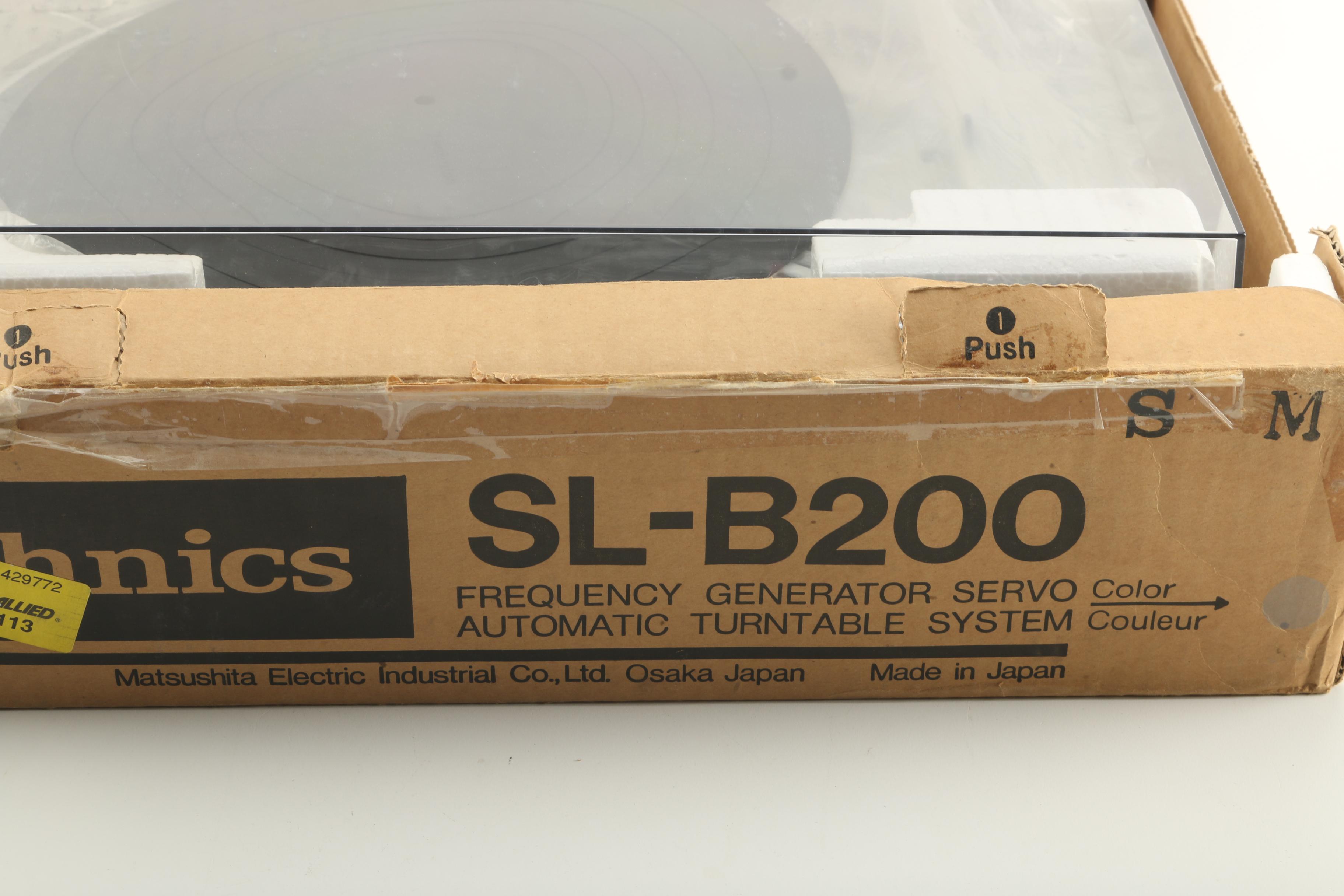 Technics Semi-Automatic Turntable