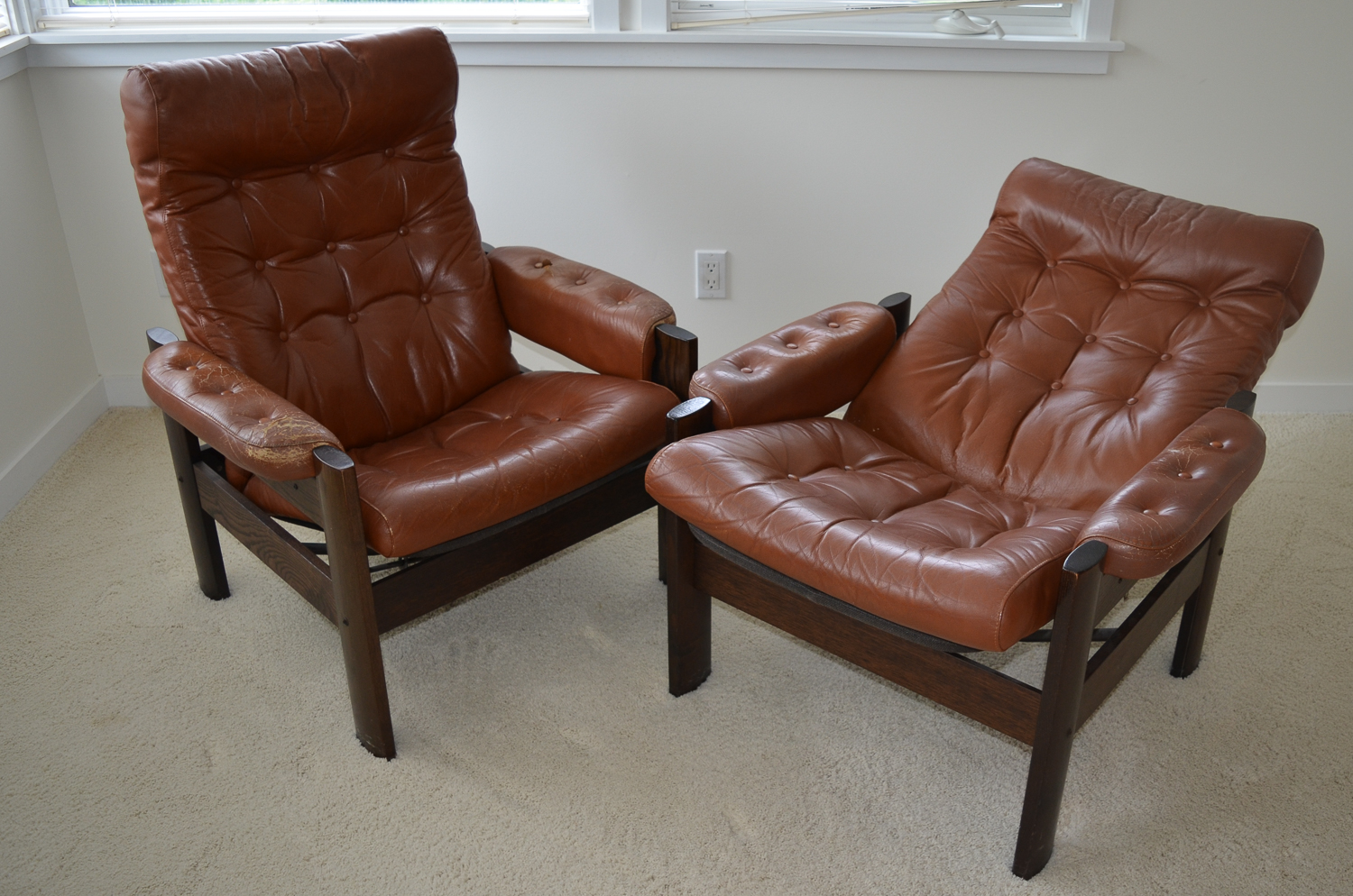 Danish Modern Leather Stressless Amigo Reclining Chair & Ottoman Grouping by Ekornes