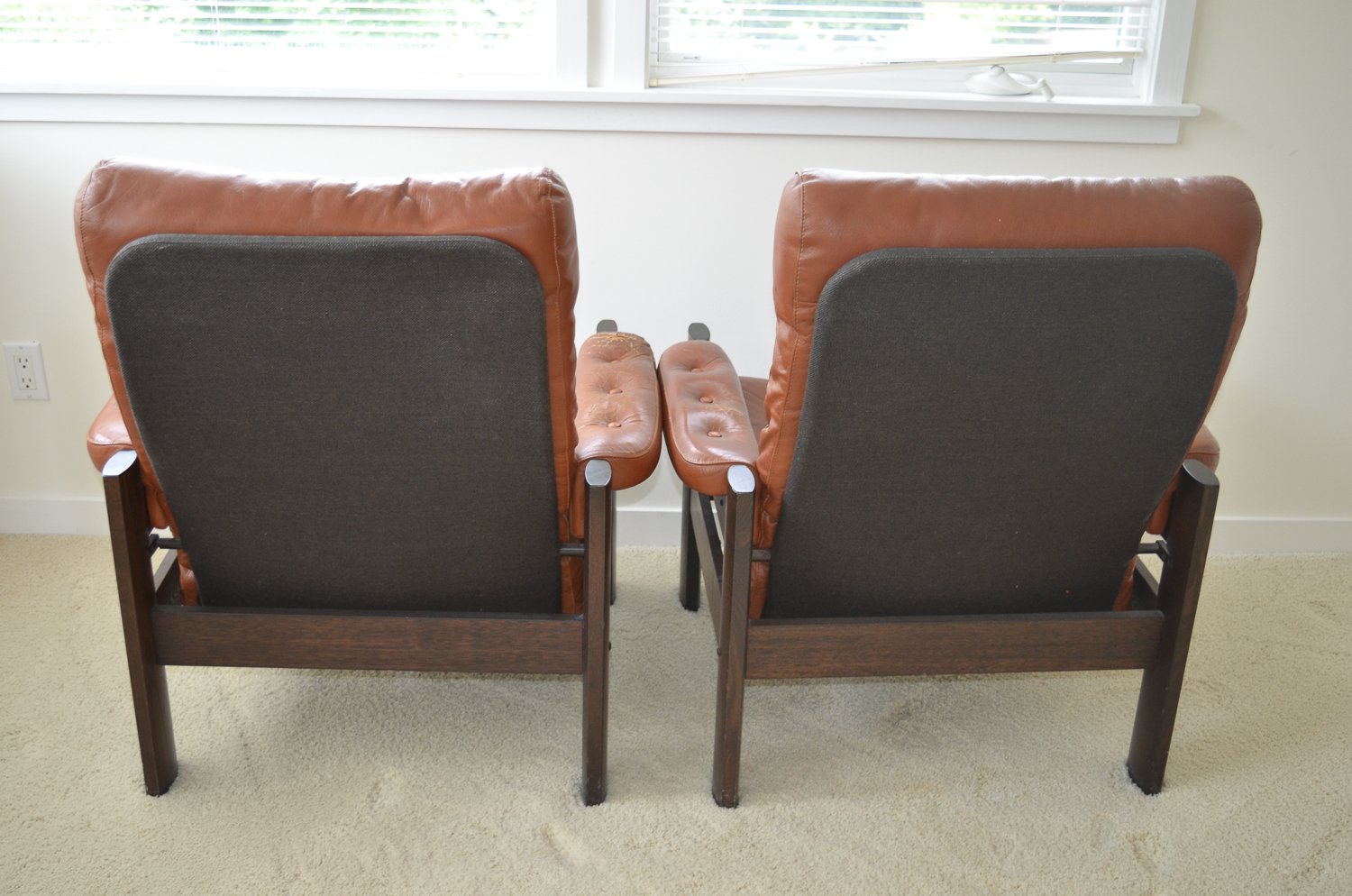 Danish Modern Leather Stressless Amigo Reclining Chair & Ottoman Grouping by Ekornes