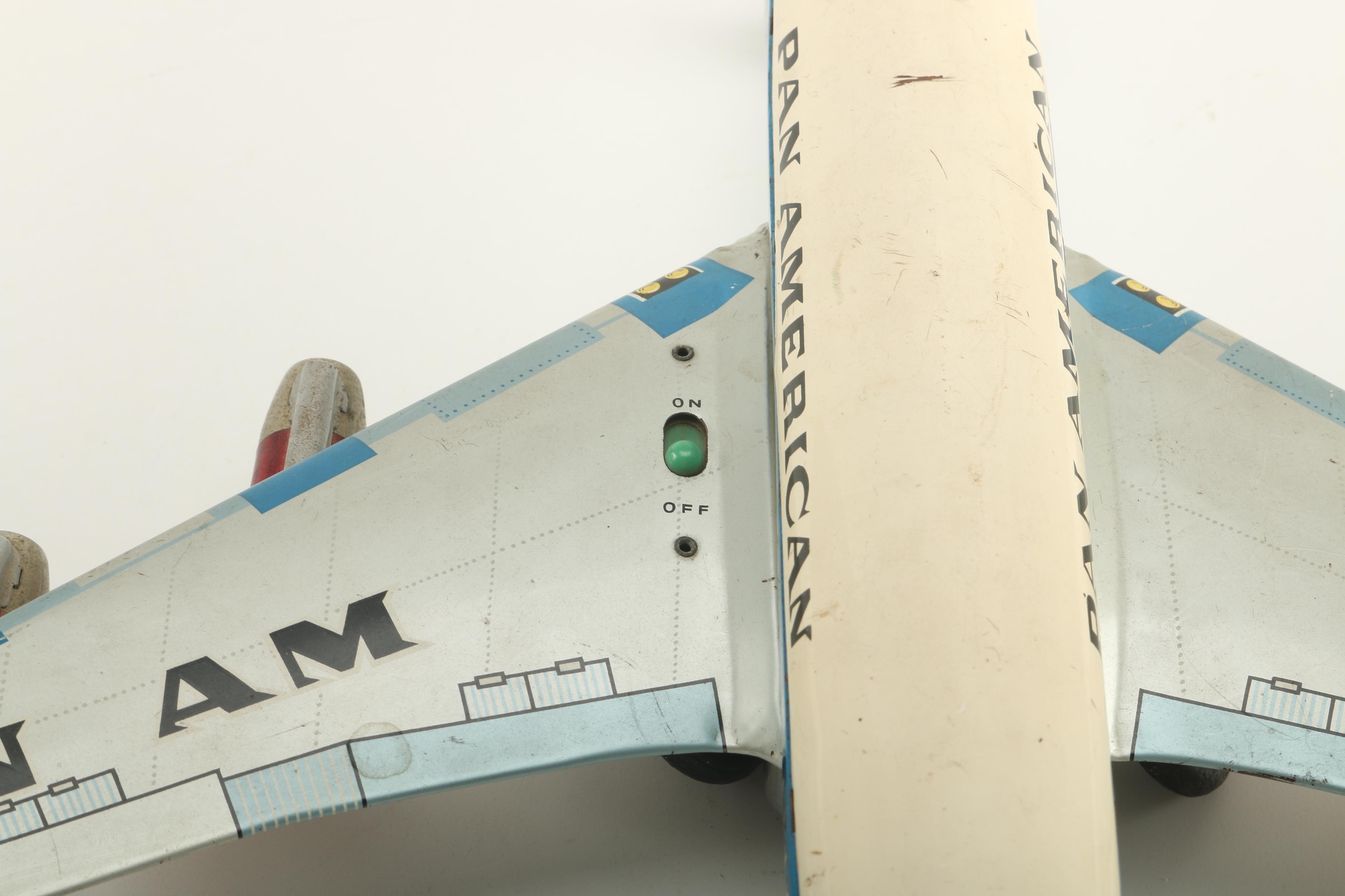Vintage Pan American N707PA Boeing Passenger Plane Replica