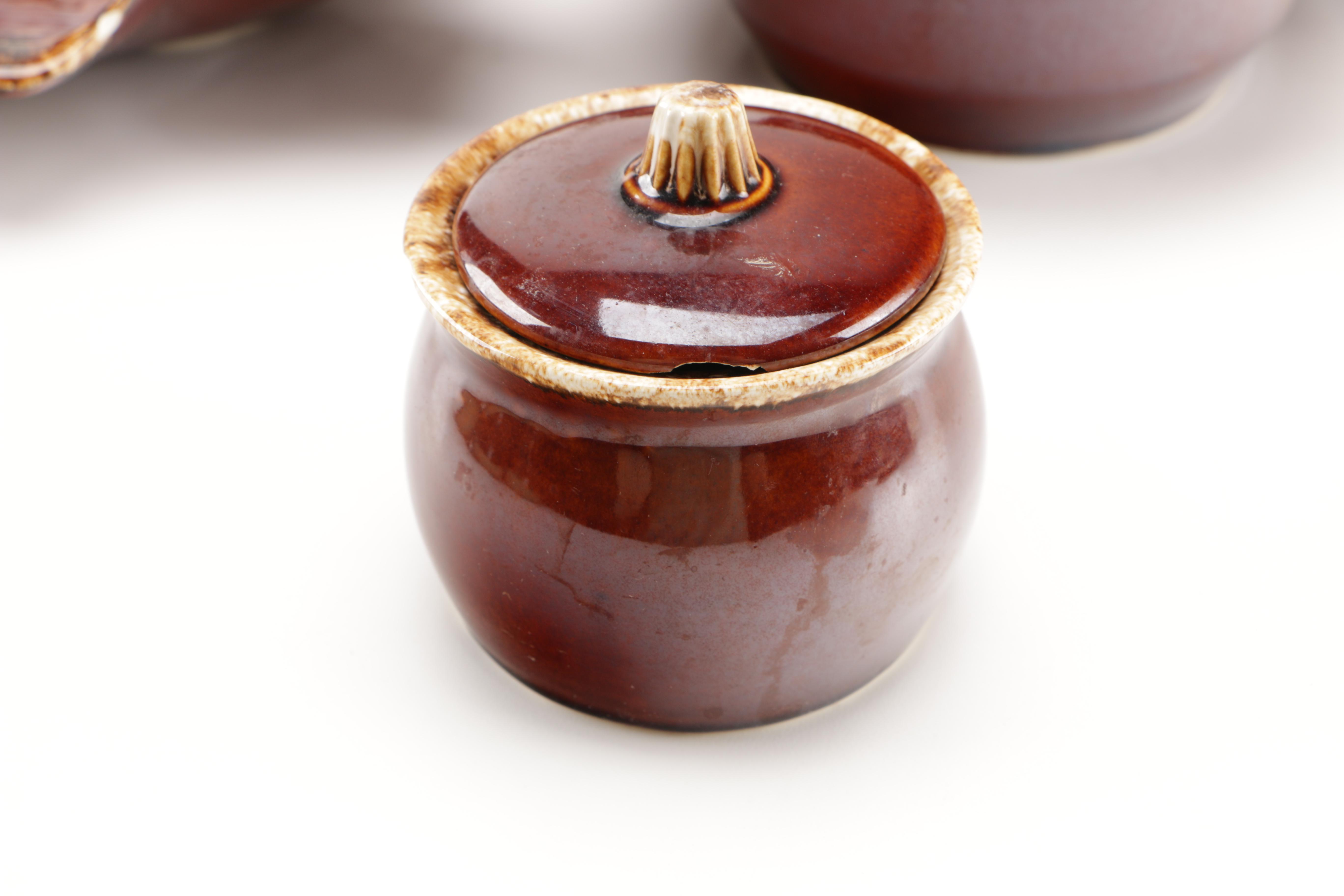 Large Collection of Hull and Monmouth Pottery Tableware