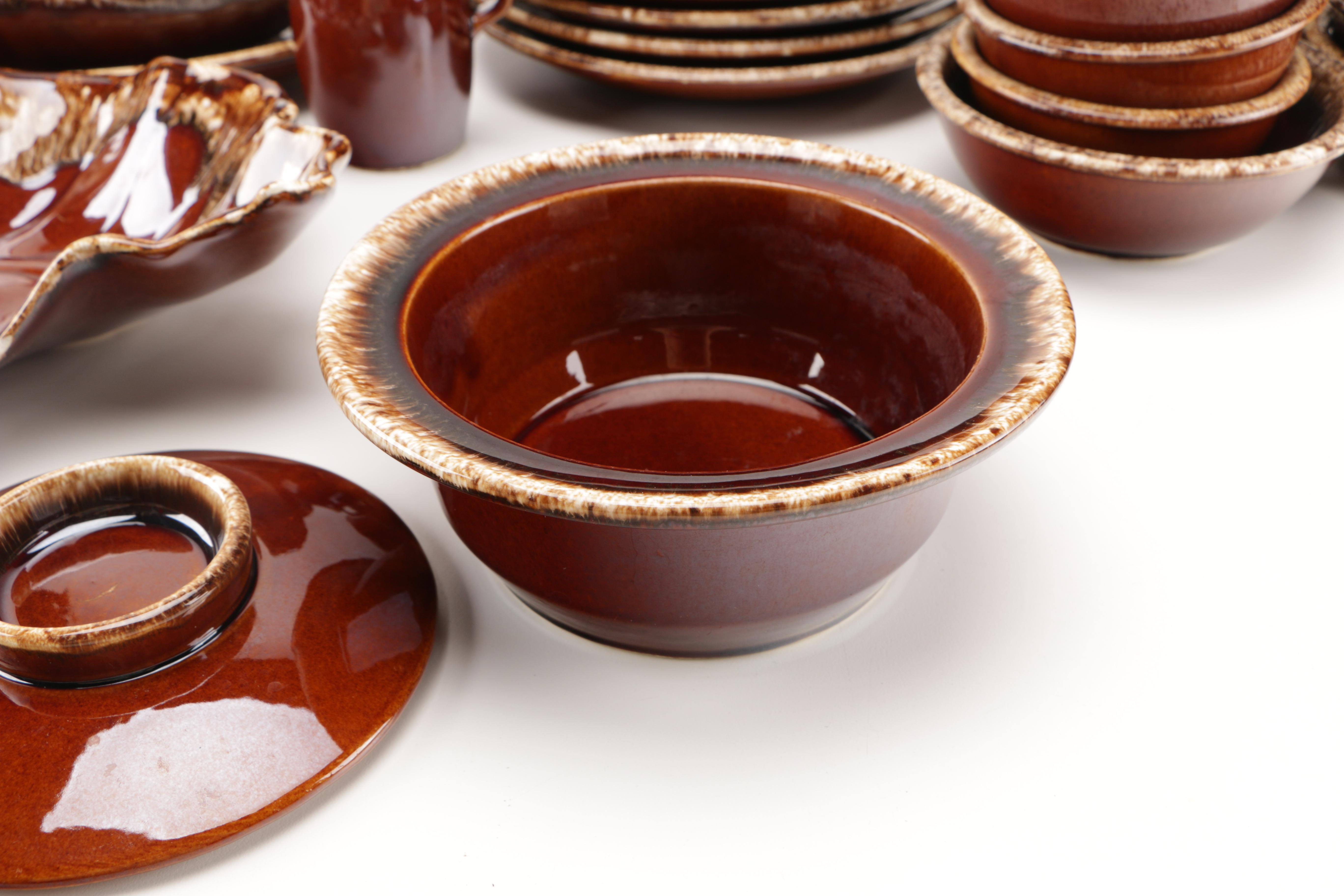 Large Collection of Hull and Monmouth Pottery Tableware