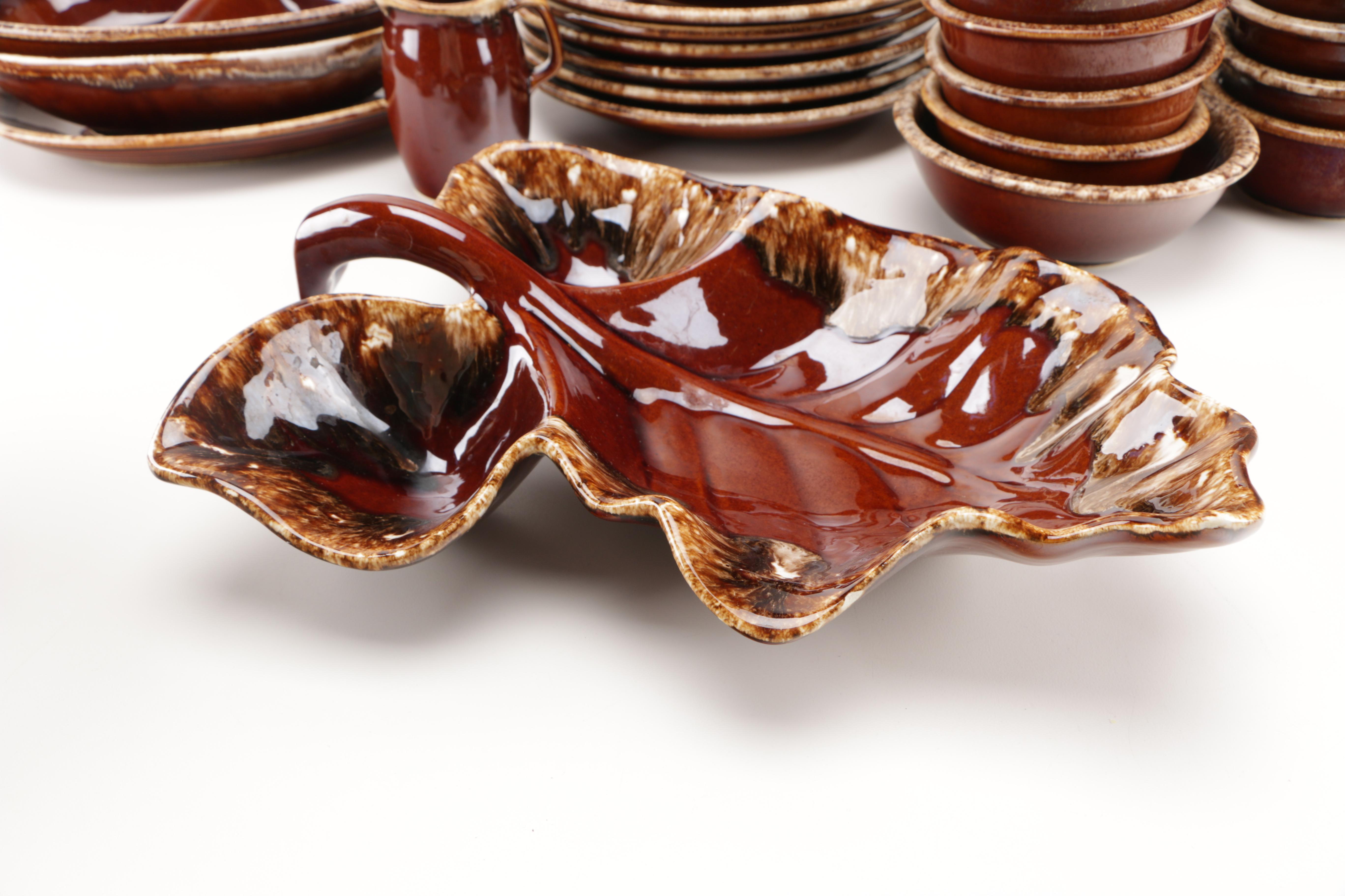 Large Collection of Hull and Monmouth Pottery Tableware