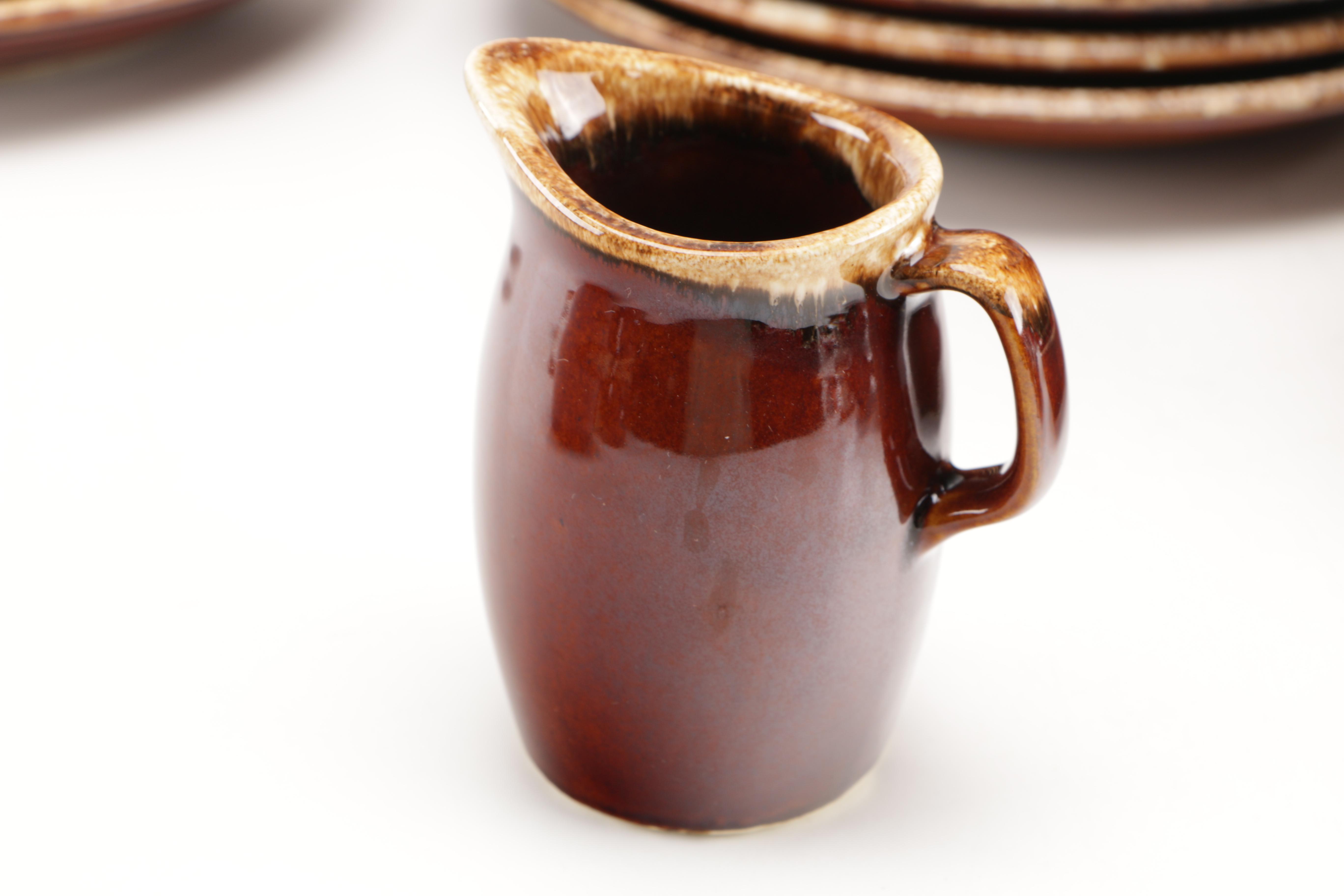 Large Collection of Hull and Monmouth Pottery Tableware