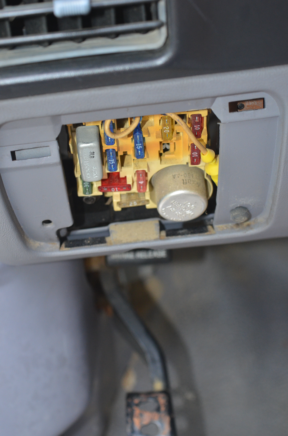 1994 Ford F150 XL Pickup Truck