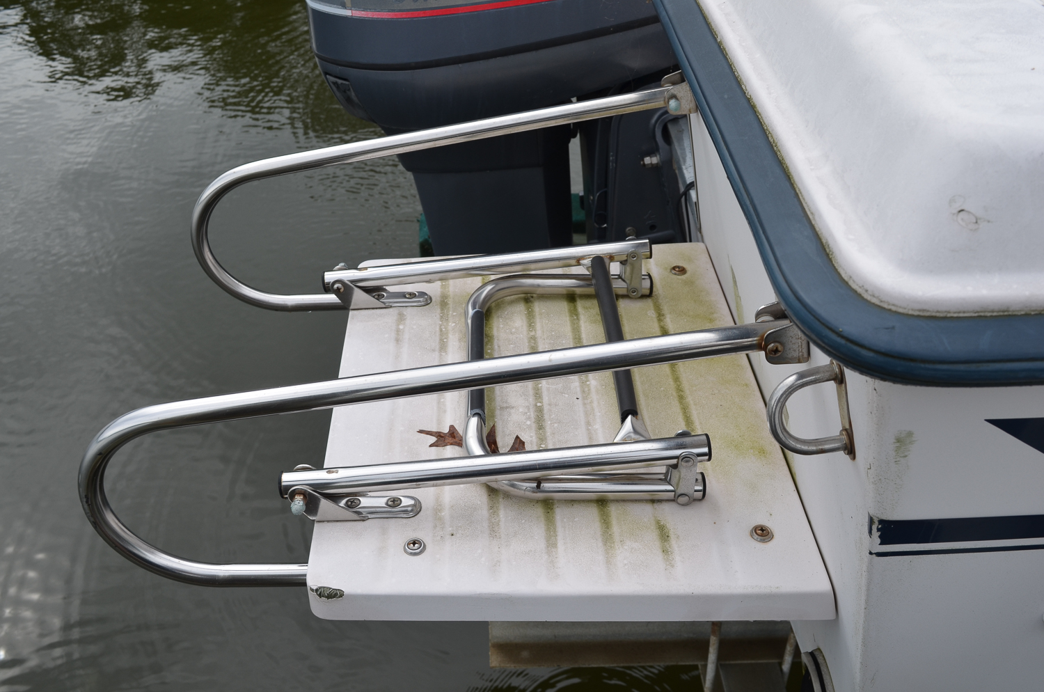 1990s Grady-White Adventure 208 Boat with Yamaha "V6 175" Motor and Trailer