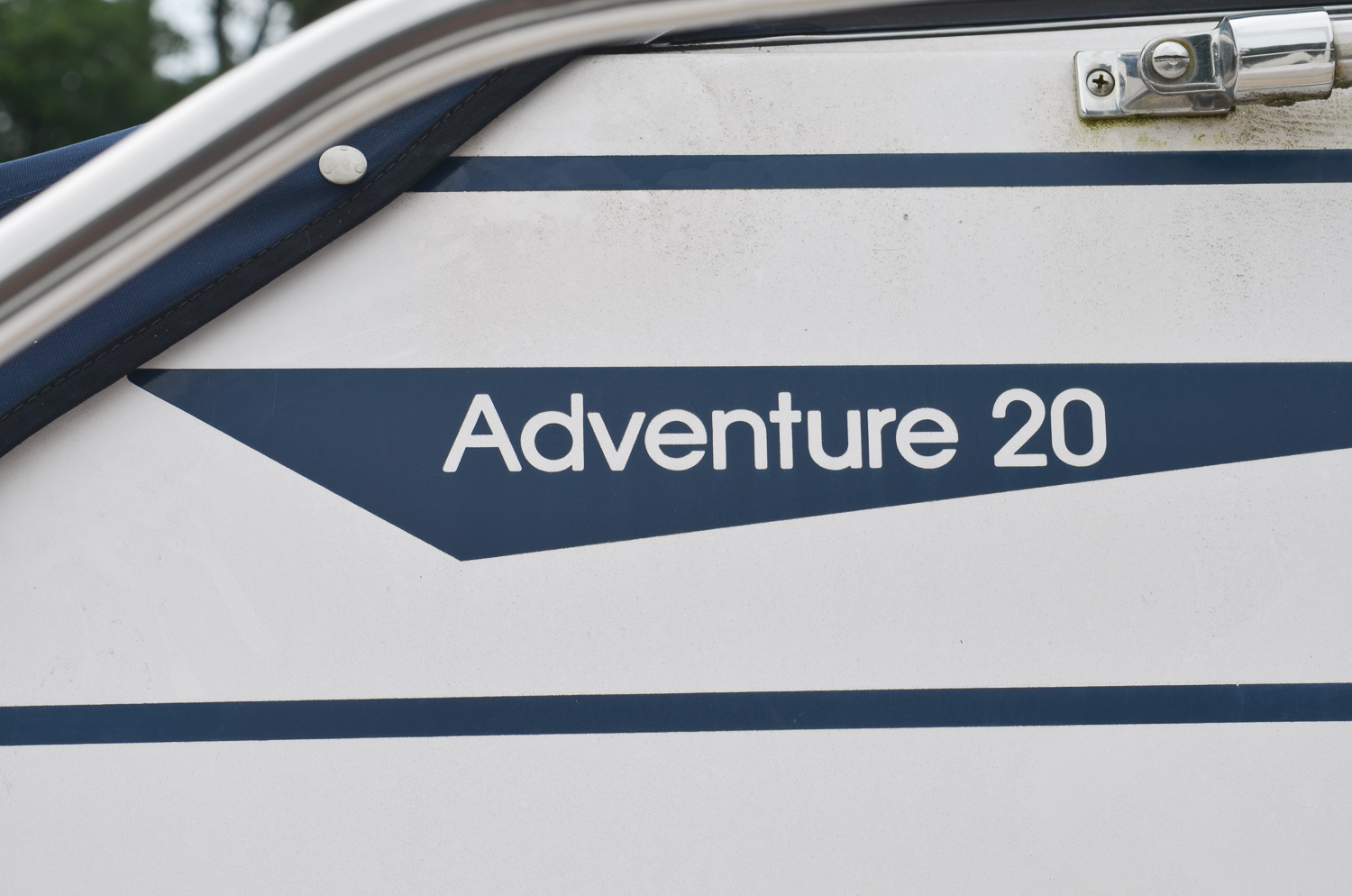 1990s Grady-White Adventure 208 Boat with Yamaha "V6 175" Motor and Trailer