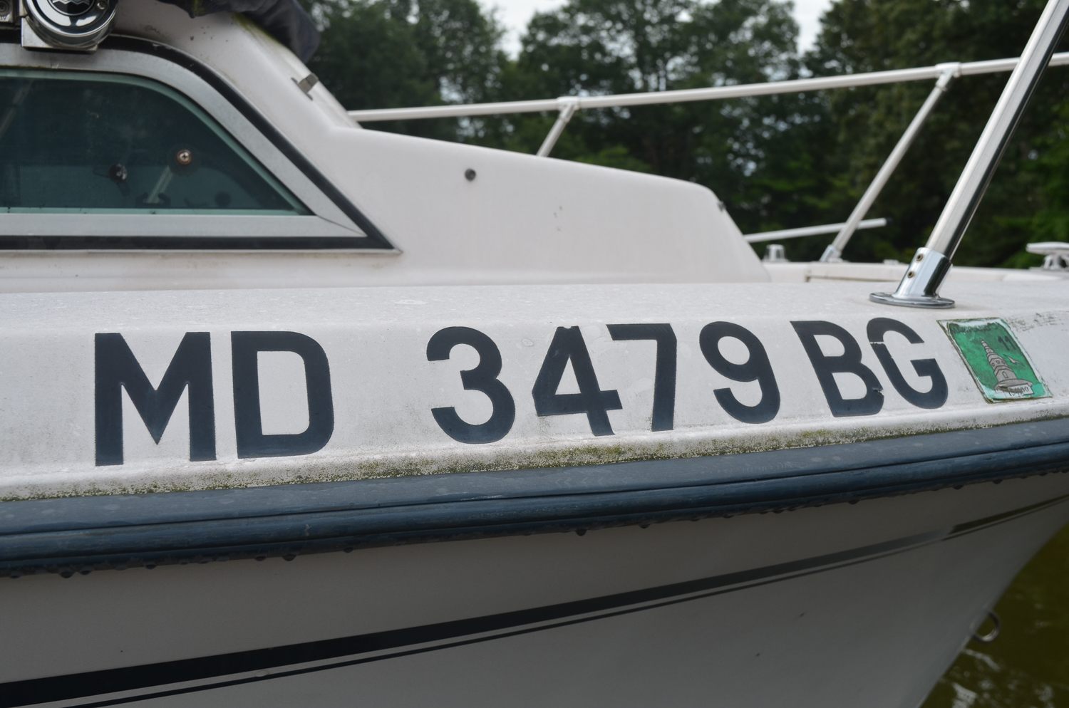 1990s Grady-White Adventure 208 Boat with Yamaha "V6 175" Motor and Trailer