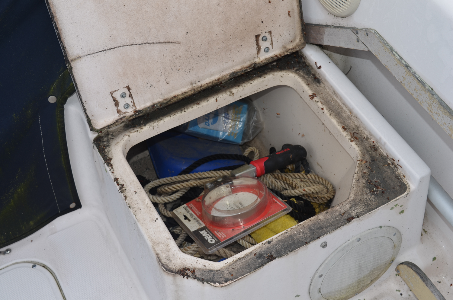 1990s Grady-White Adventure 208 Boat with Yamaha "V6 175" Motor and Trailer