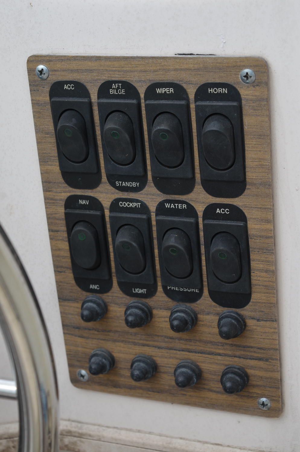 1990s Grady-White Adventure 208 Boat with Yamaha "V6 175" Motor and Trailer