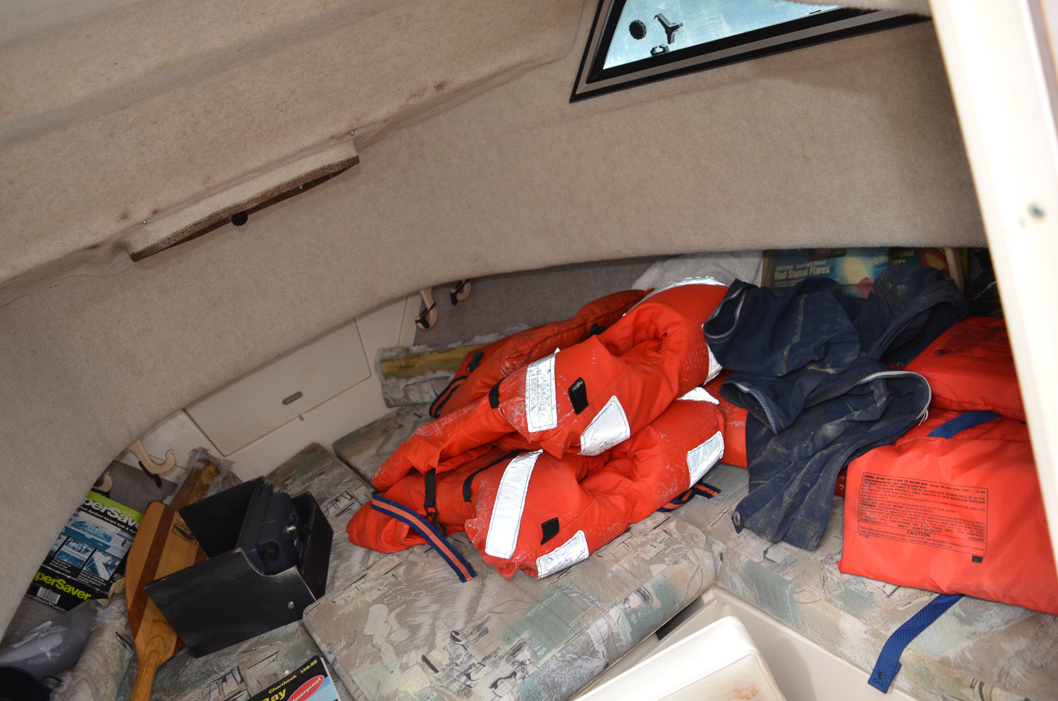 1990s Grady-White Adventure 208 Boat with Yamaha "V6 175" Motor and Trailer