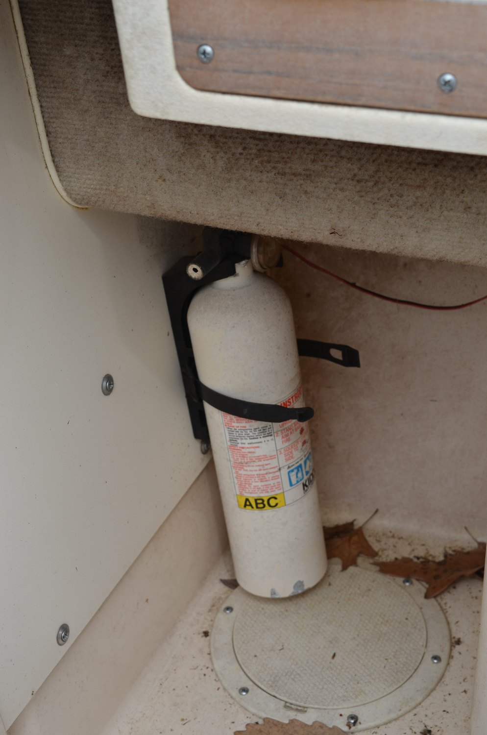 1990s Grady-White Adventure 208 Boat with Yamaha "V6 175" Motor and Trailer