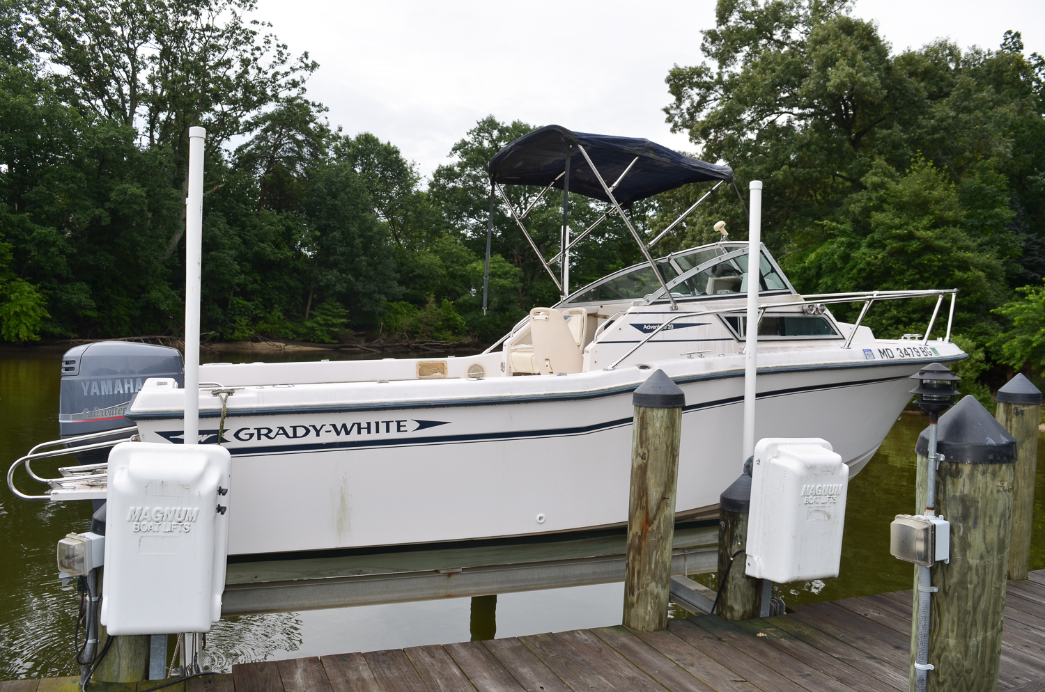 1990s Grady-White Adventure 208 Boat with Yamaha "V6 175" Motor and Trailer