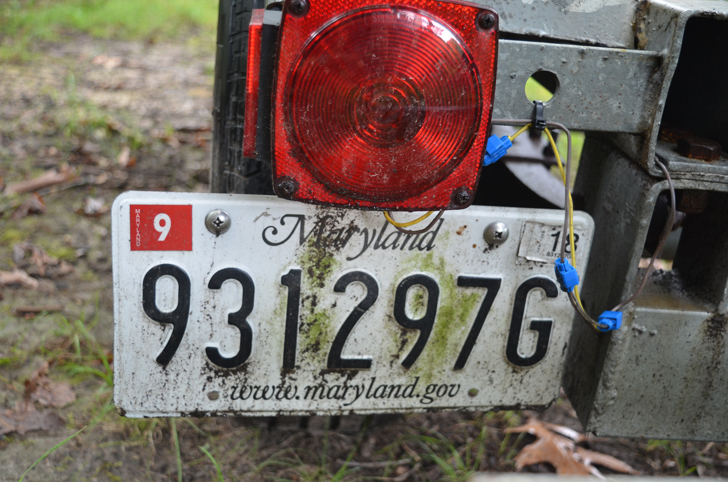 1990s Grady-White Adventure 208 Boat with Yamaha "V6 175" Motor and Trailer