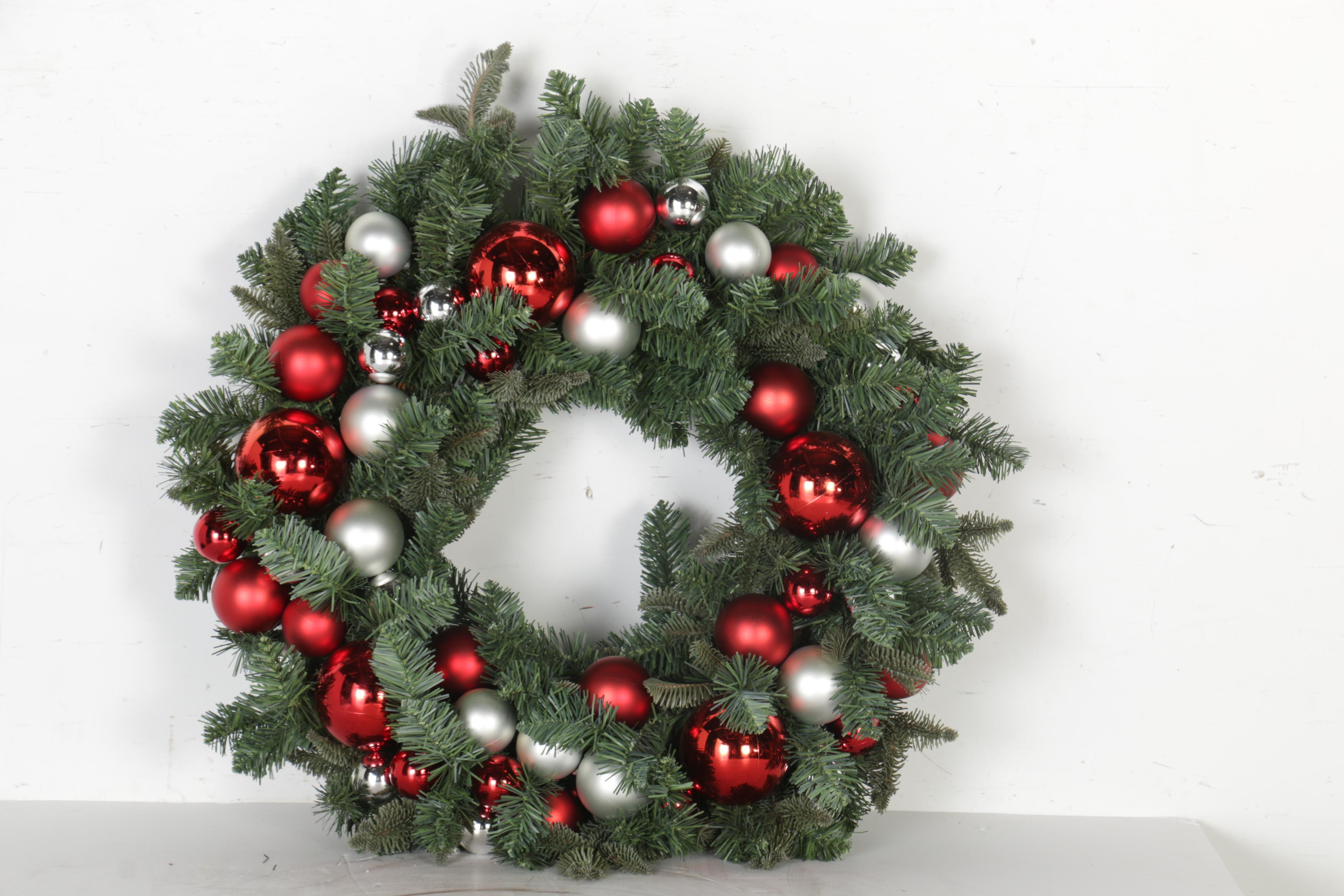 Pottery Barn Holiday Wreaths With Ornaments
