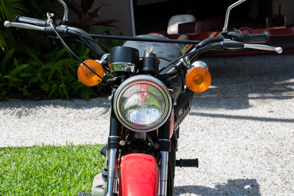 Kawasaki Red and Black KE 100