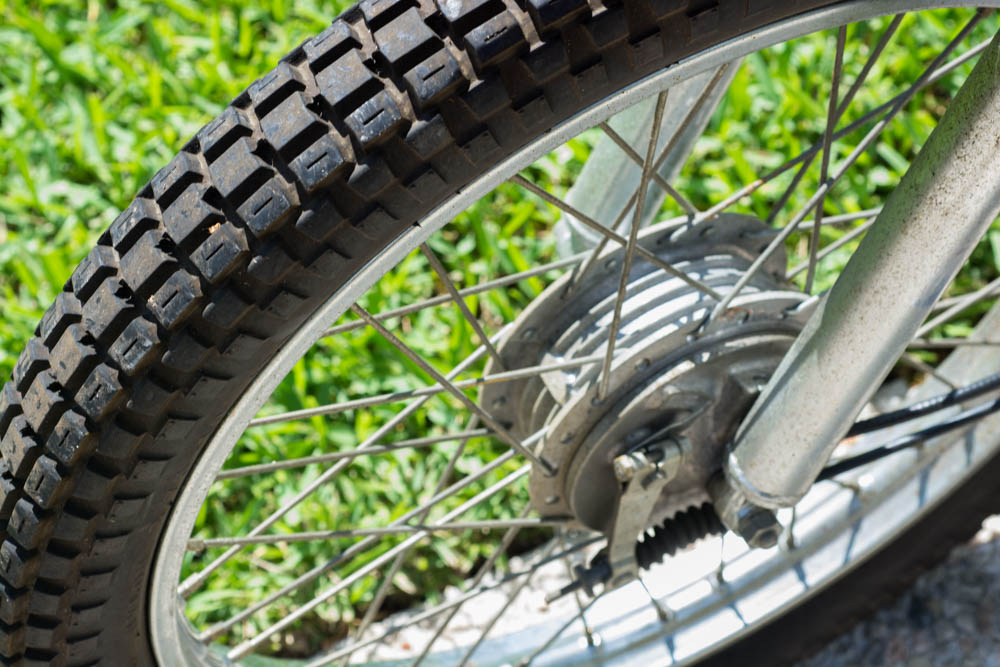 Kawasaki Red and Black KE 100