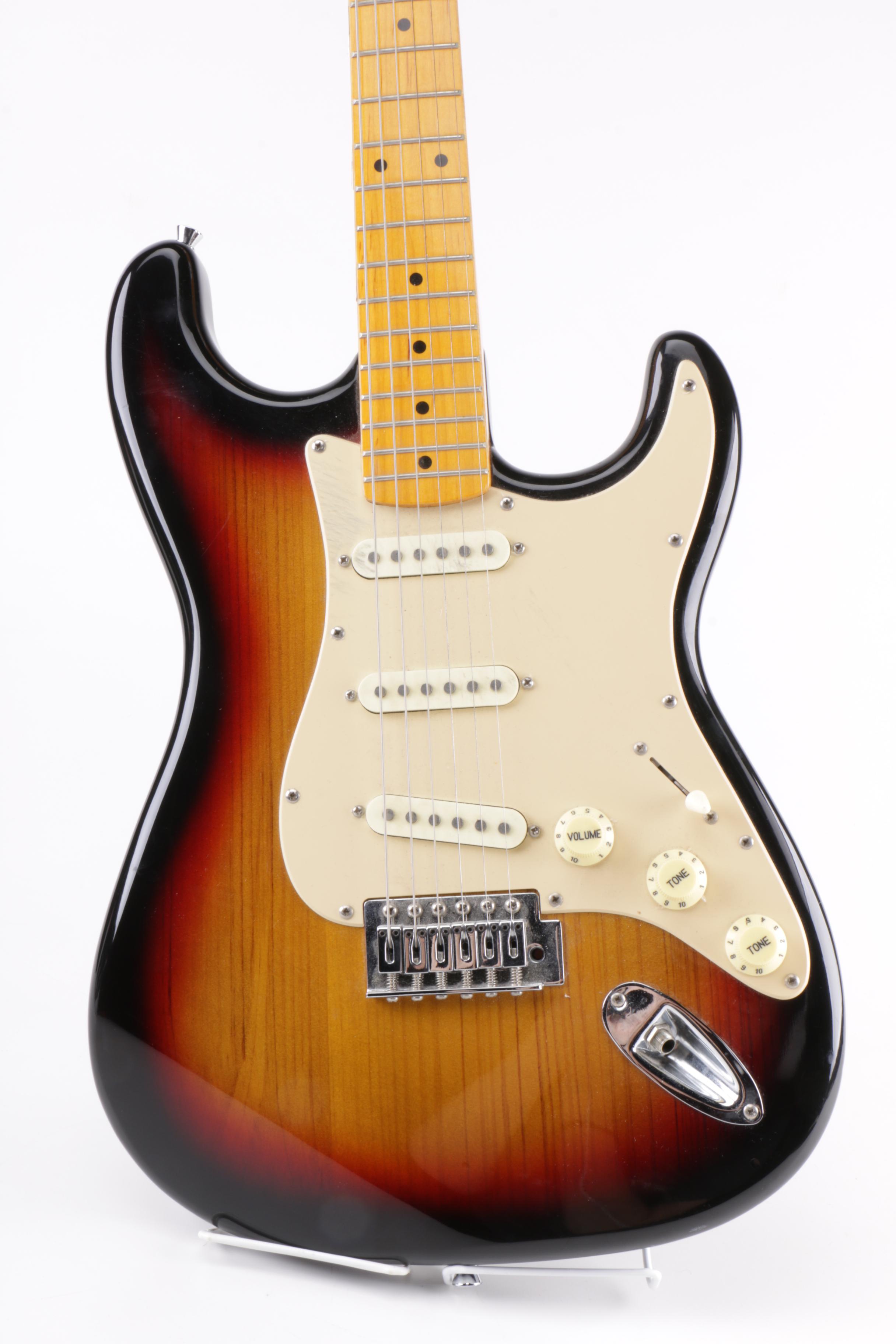 Sunlite Turbo Traditional Series Strat Style Electric Guitar