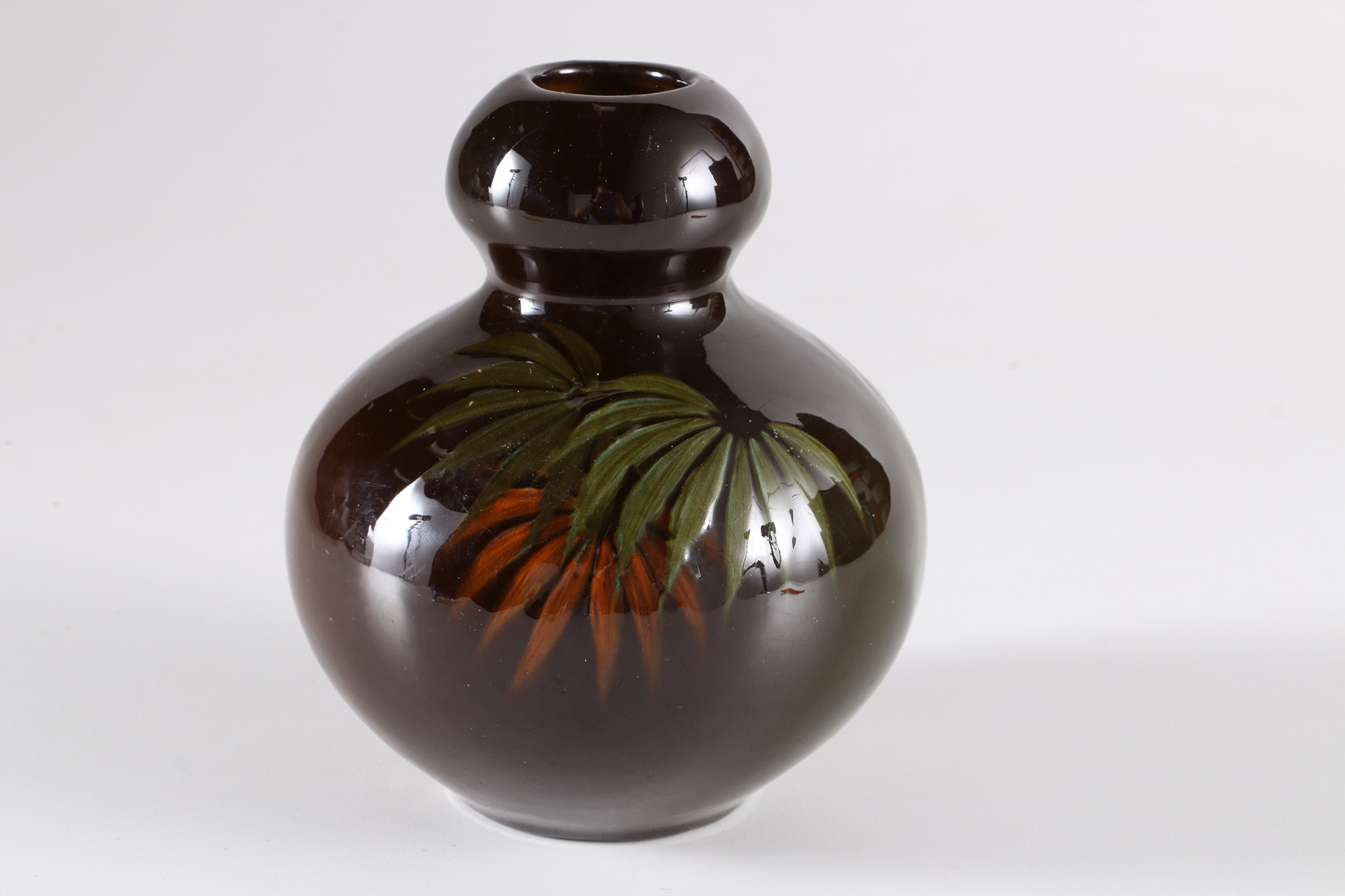 Circa 1917 Nelson McCoy Cambridge Bulb-Shaped Pottery Vase