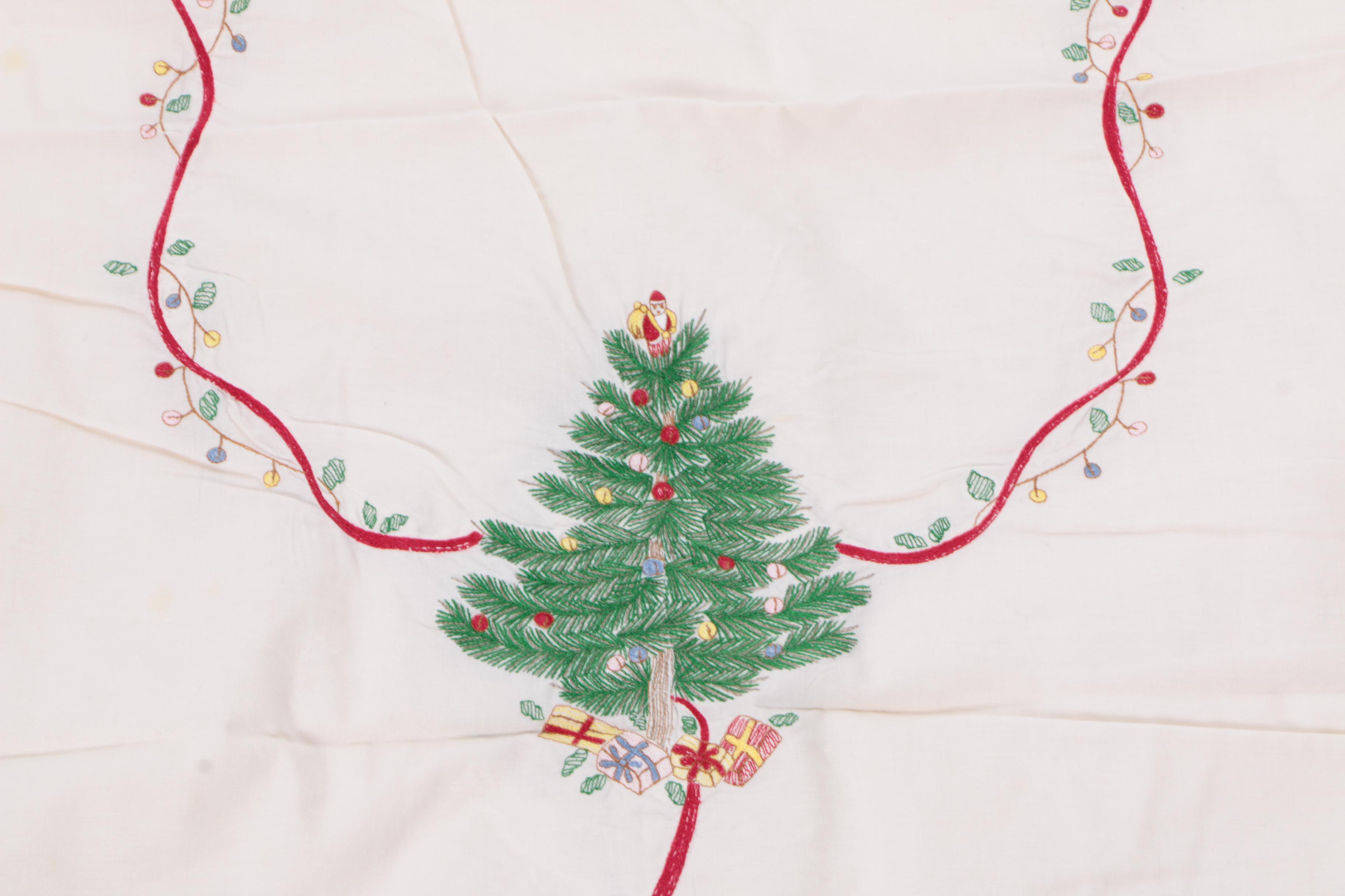 Christmas Themed Table Linens