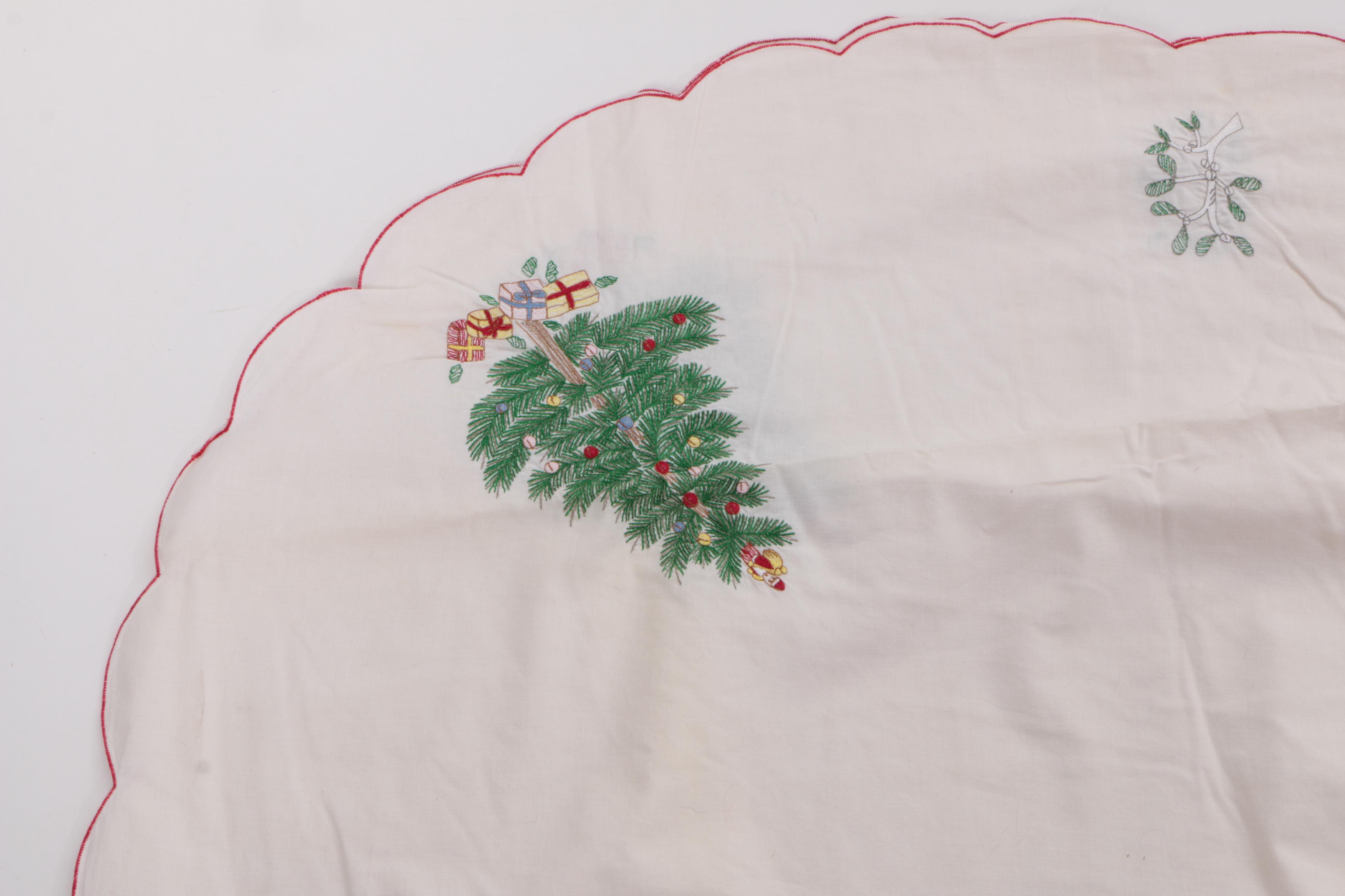 Christmas Themed Table Linens