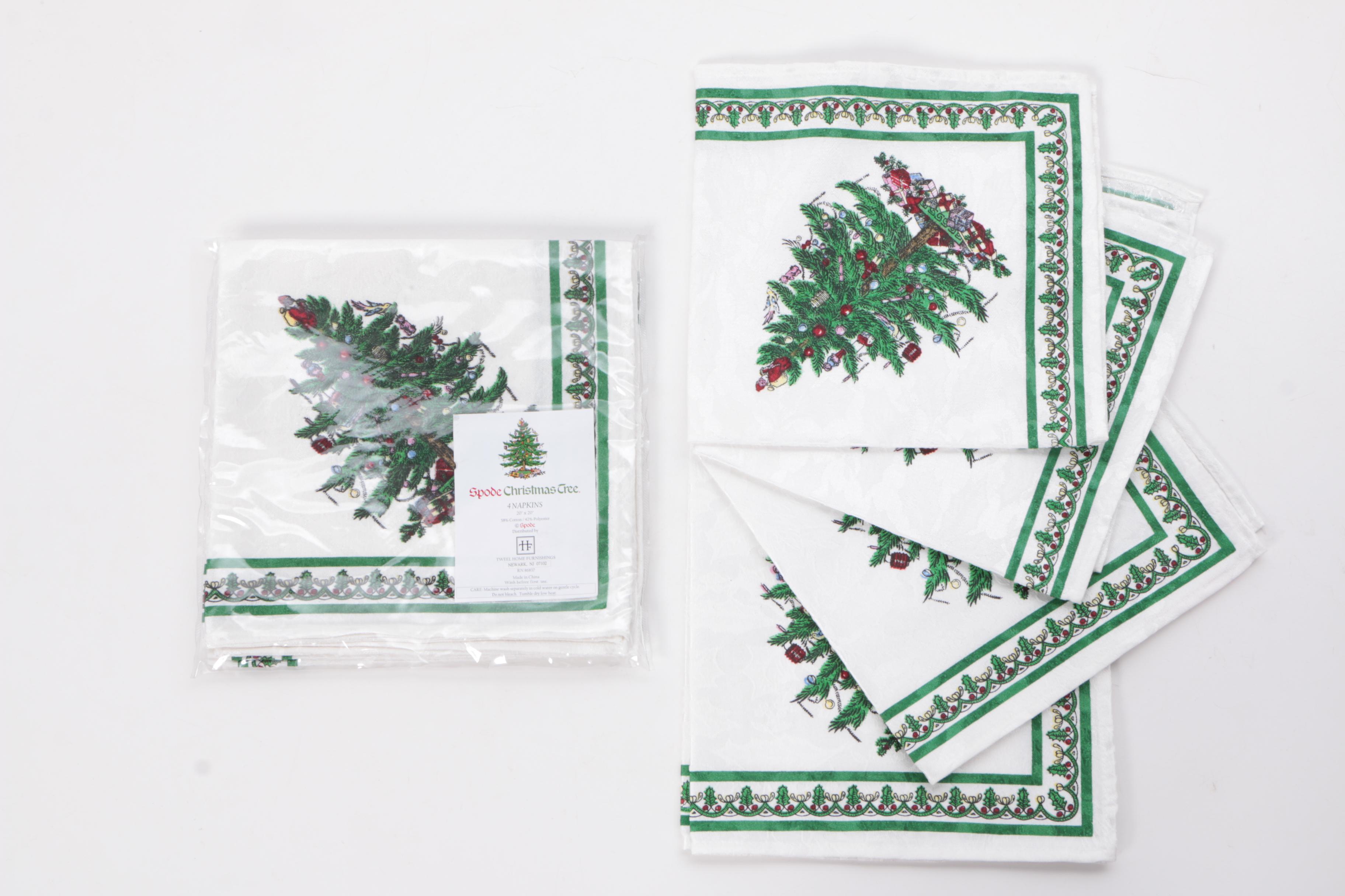 Christmas Themed Table Linens