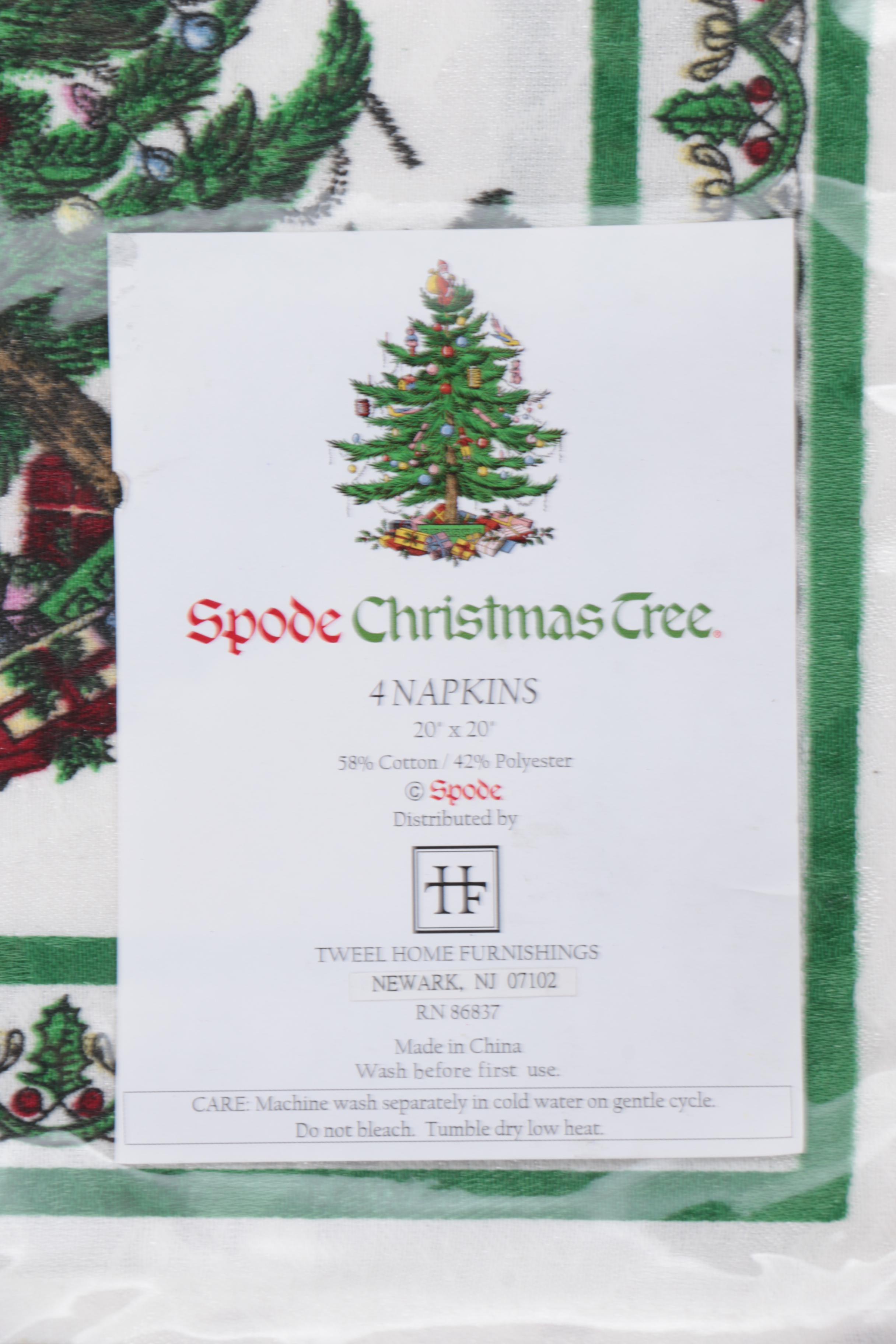 Christmas Themed Table Linens