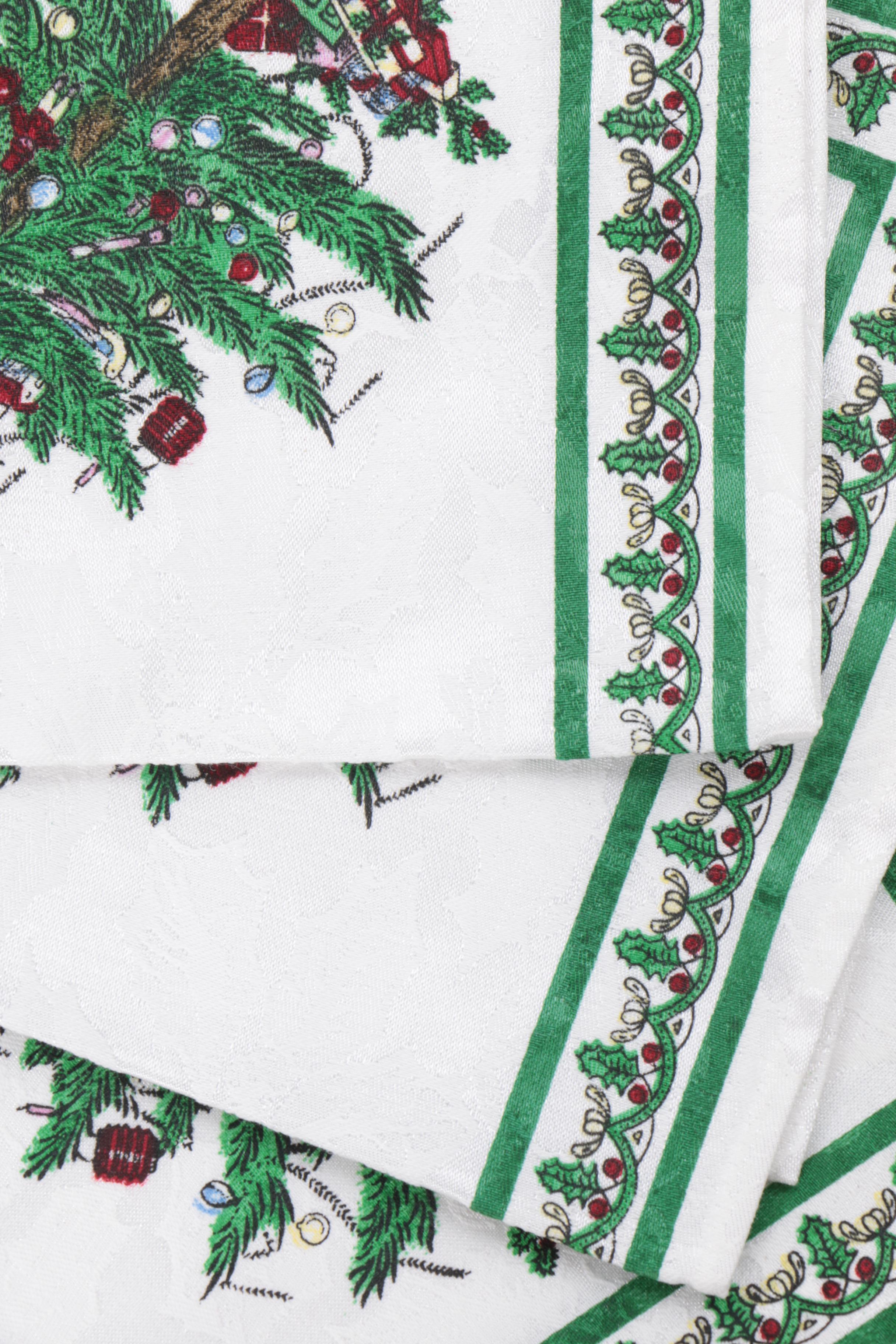 Christmas Themed Table Linens