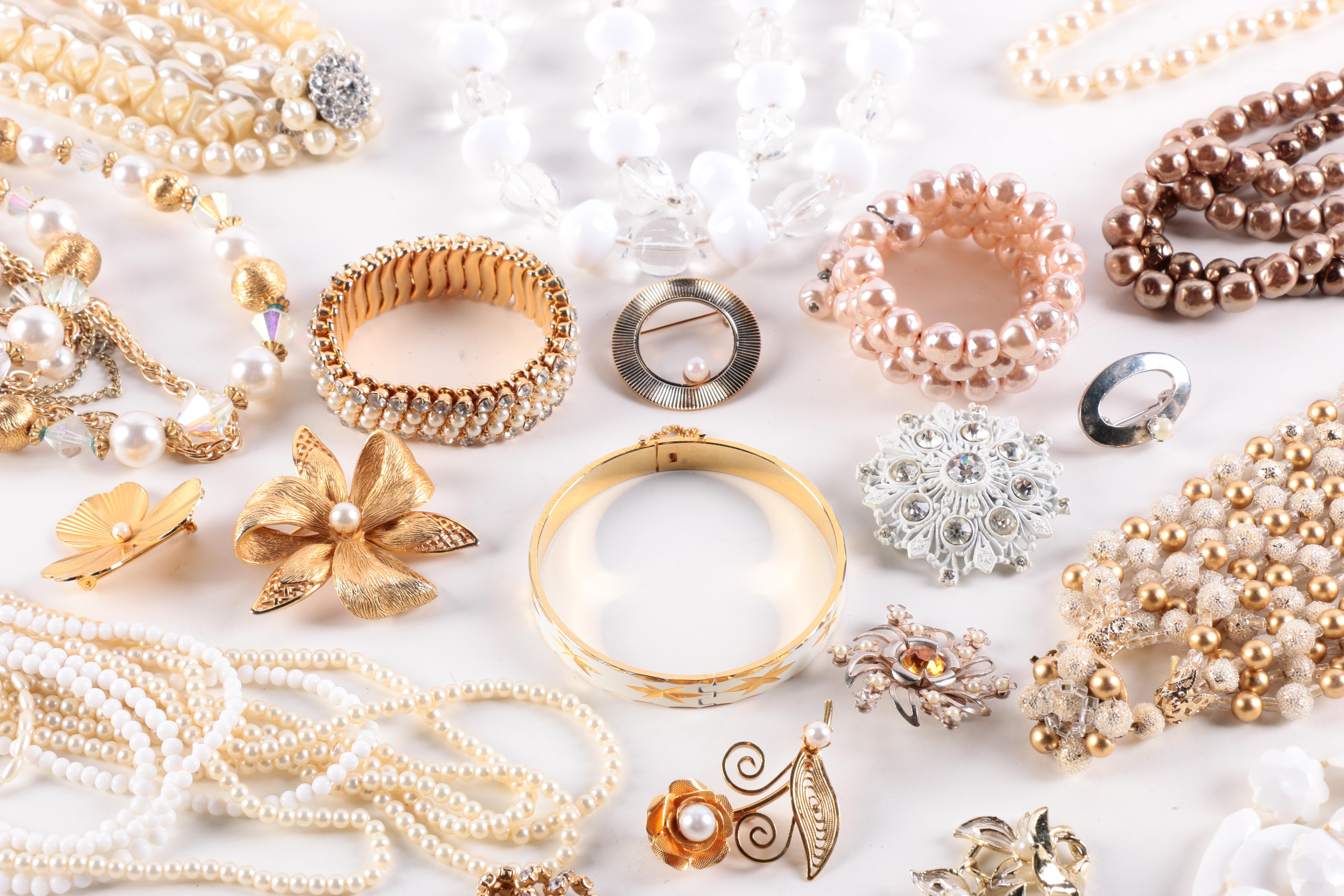 Vintage Faux Pearl Jewelry