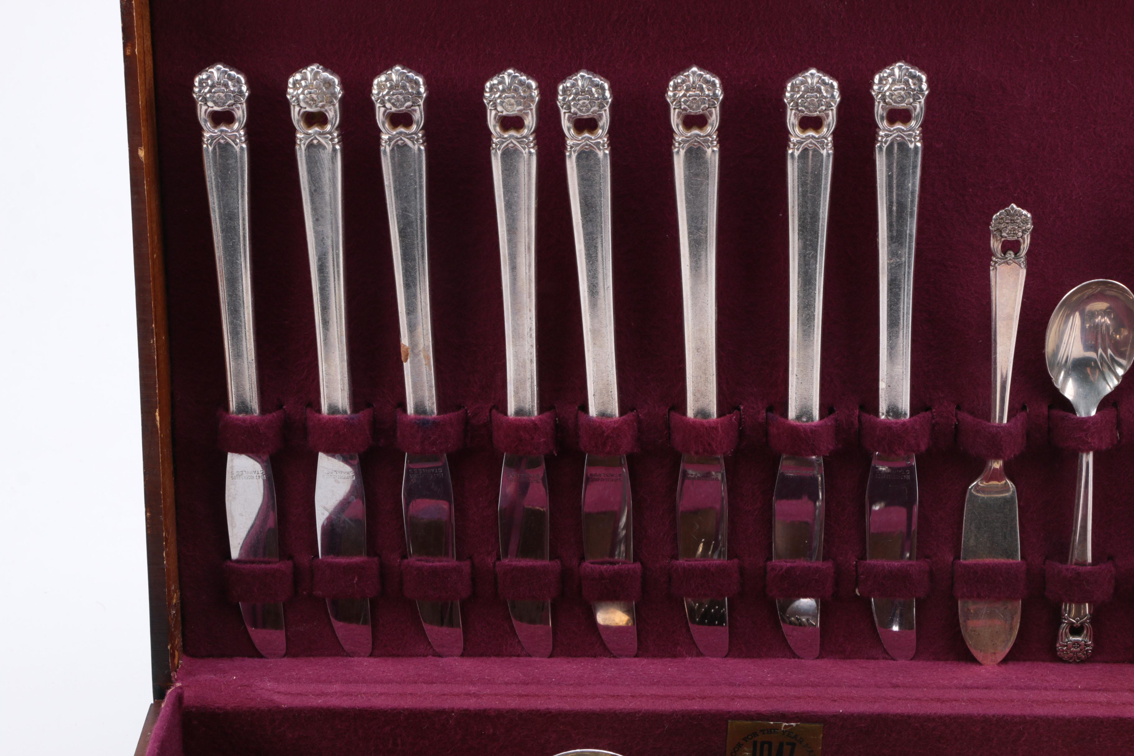 1847 Rogers Bros. "Eternally Yours" Silver Plate Flatware Set