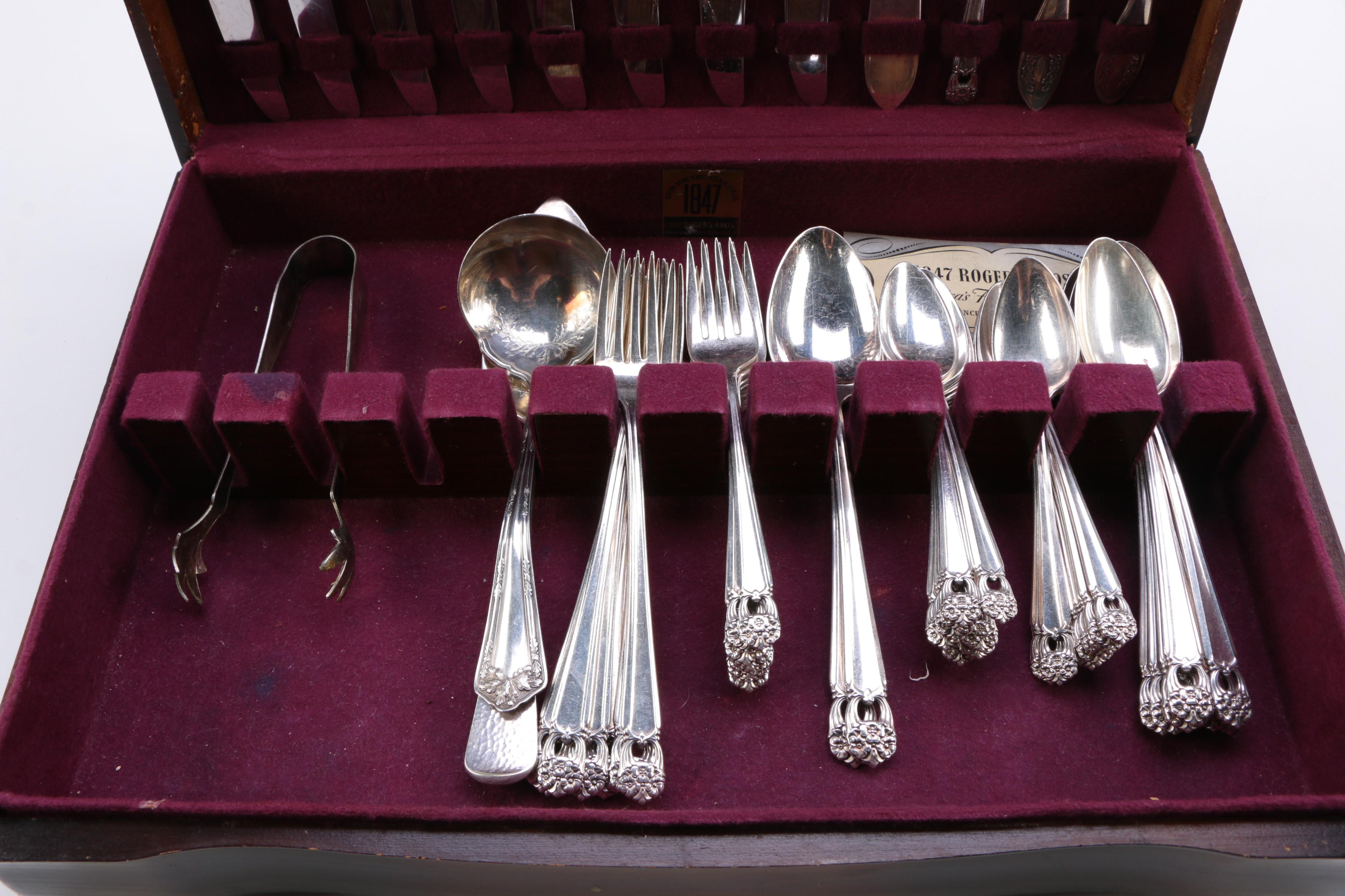 1847 Rogers Bros. "Eternally Yours" Silver Plate Flatware Set