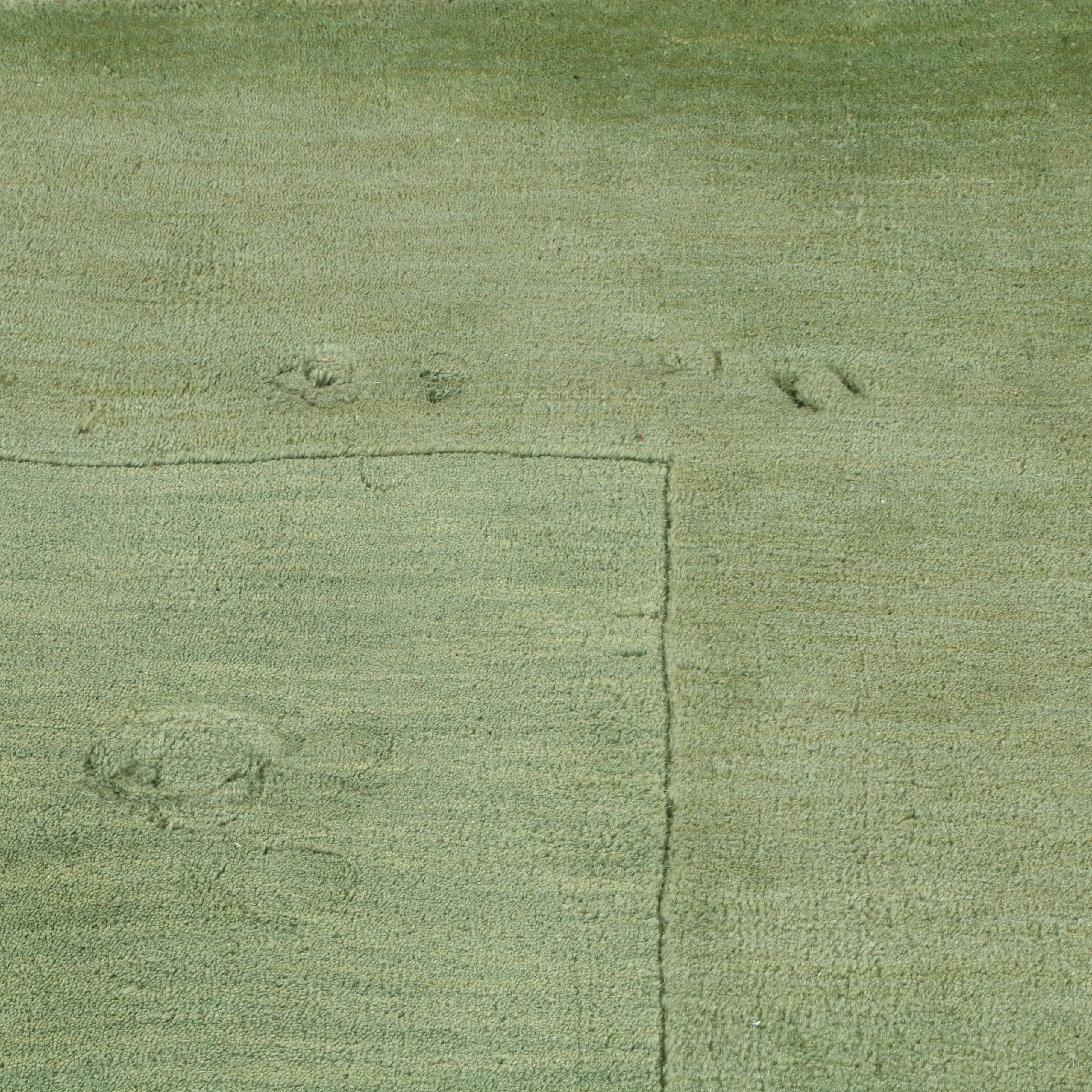 Machine Made Surya "Mystique" Area Rug