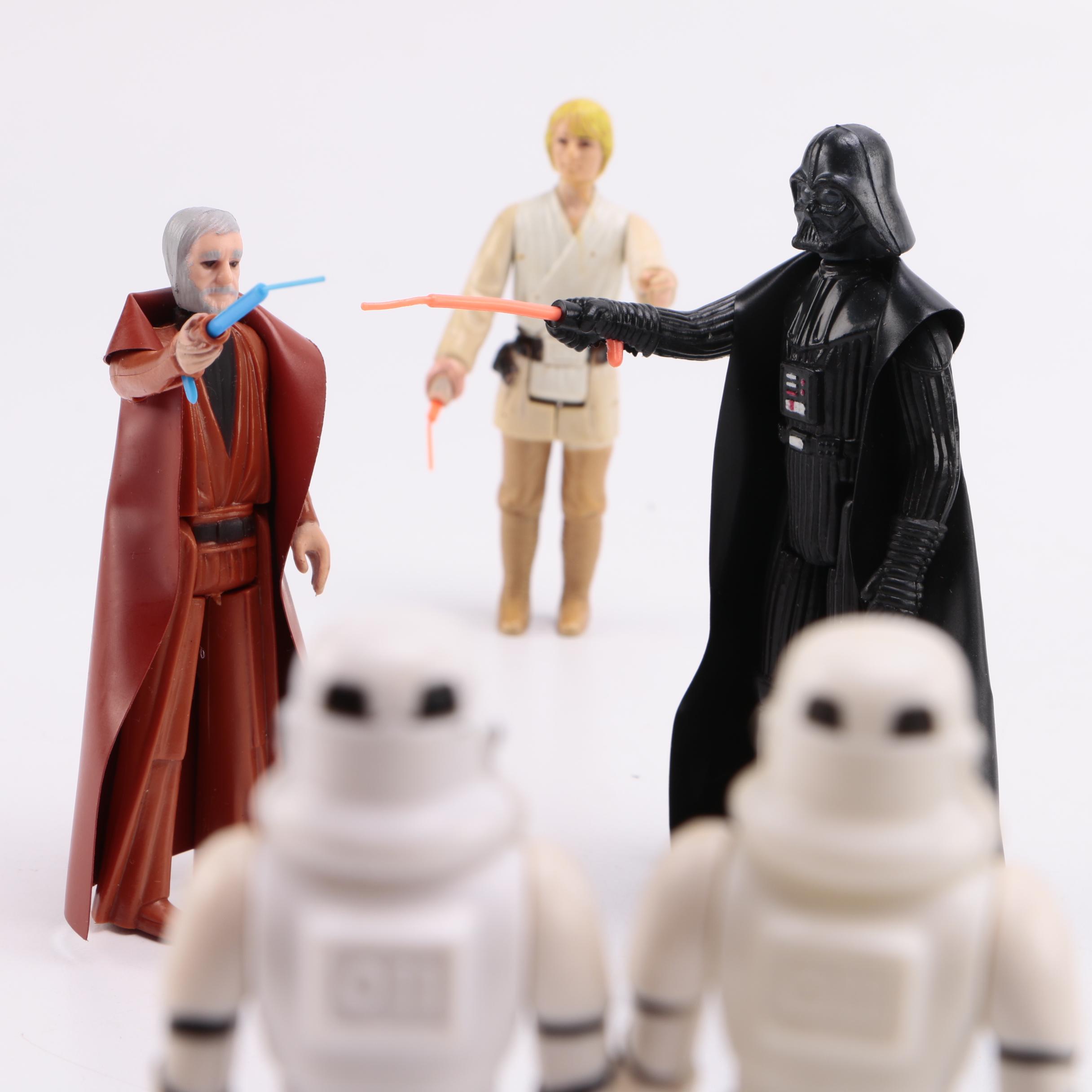 Kenner "Star Wars" Figurines and Darth Vader Storage Case