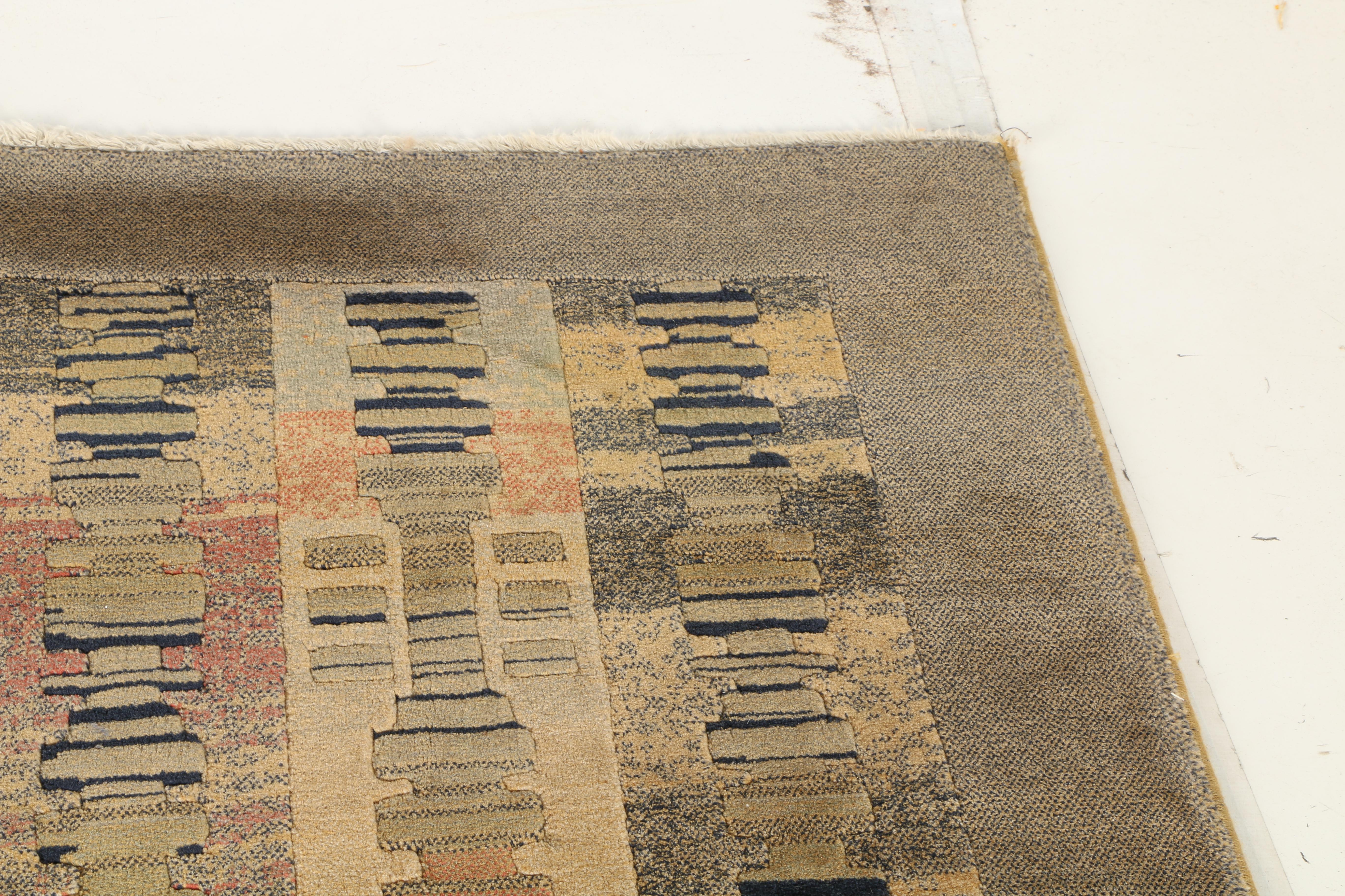 Power-Loomed Couristan "Mirage" Wool Area Rug