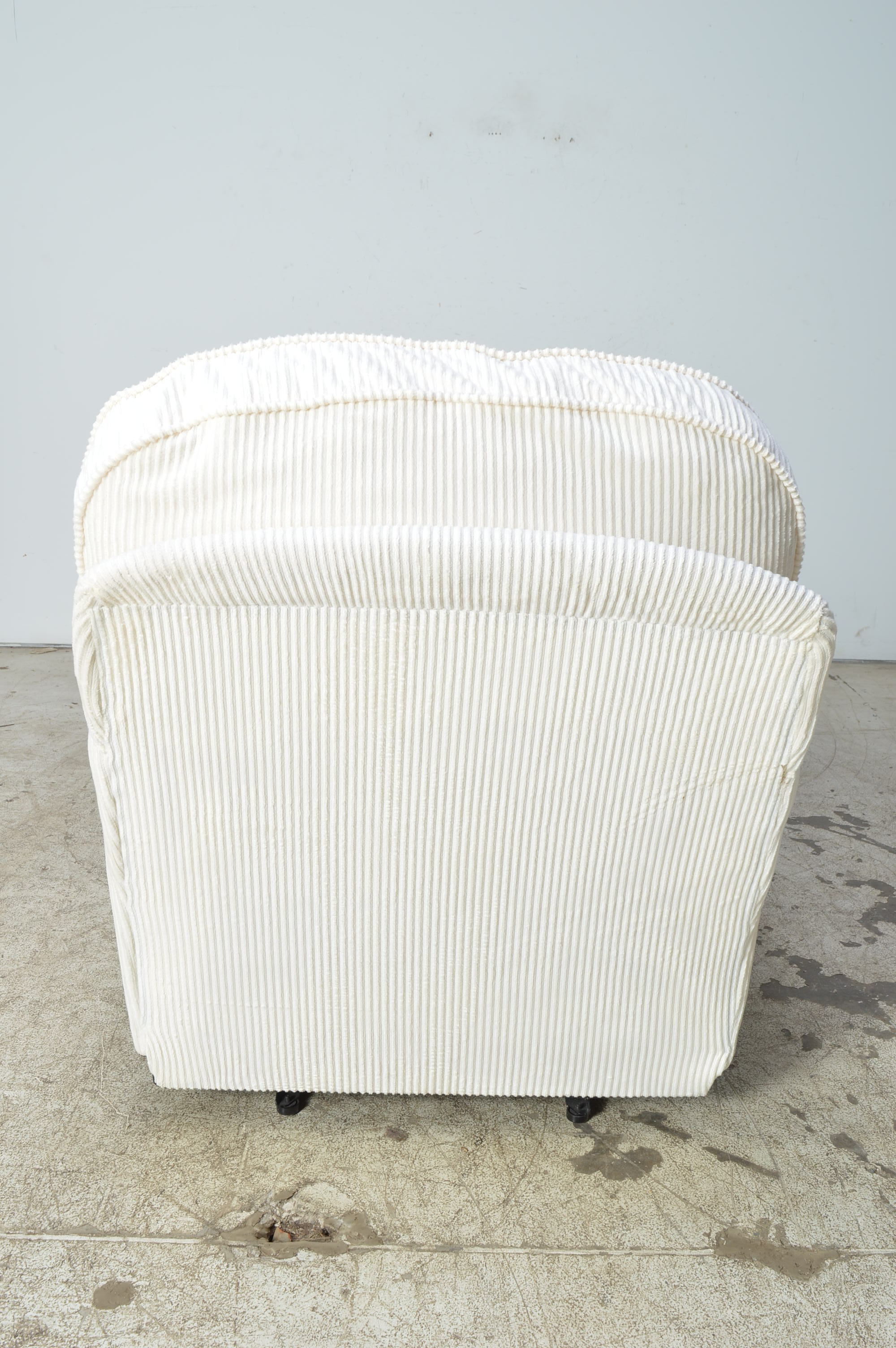 Off-White Ribbed Chenille Overstuffed Rocking Armchair with Ottoman
