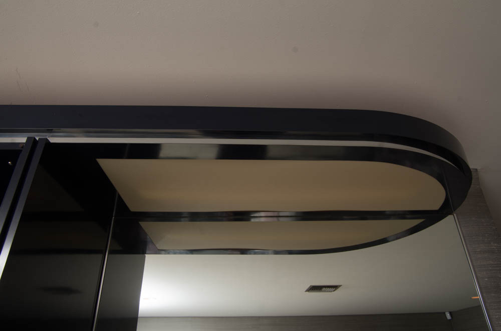 Modern Style Navy Blue Entertainment Armoire