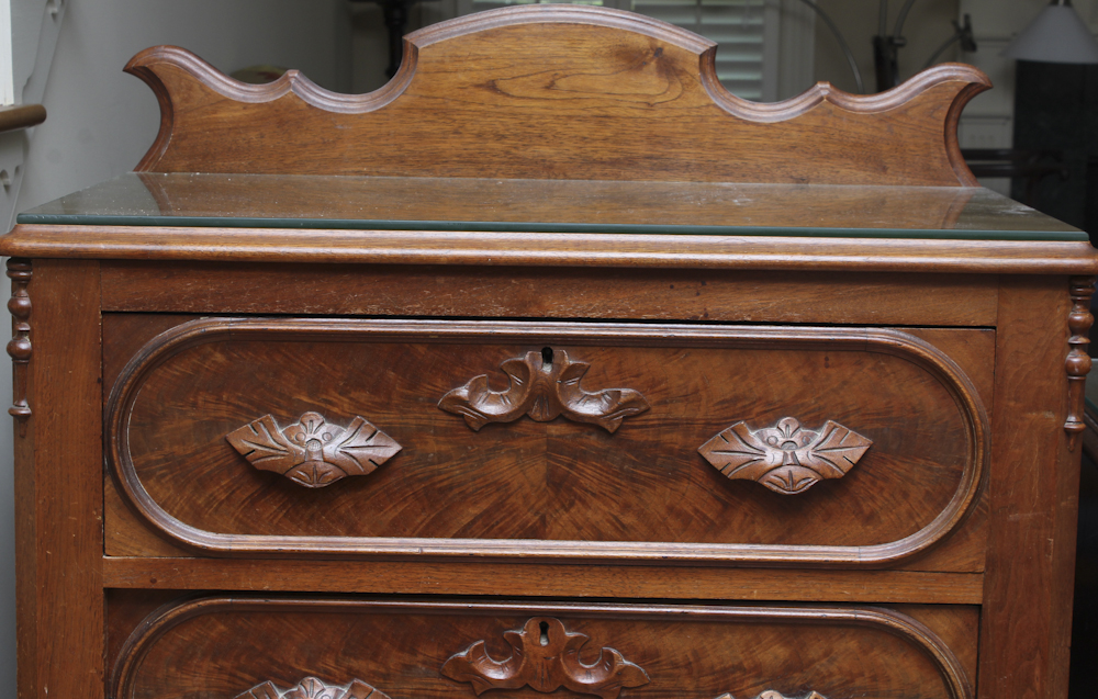 Victorian Style Chest of Drawers
