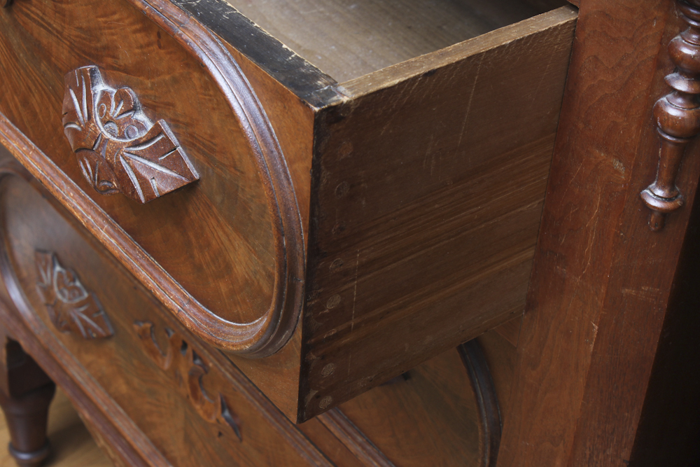 Victorian Style Chest of Drawers