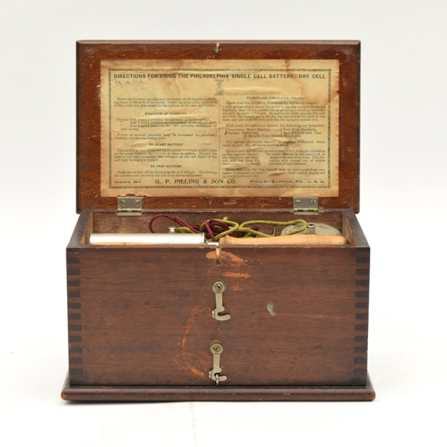 Vintage Eveready Dry Cell Battery in Wooden Case