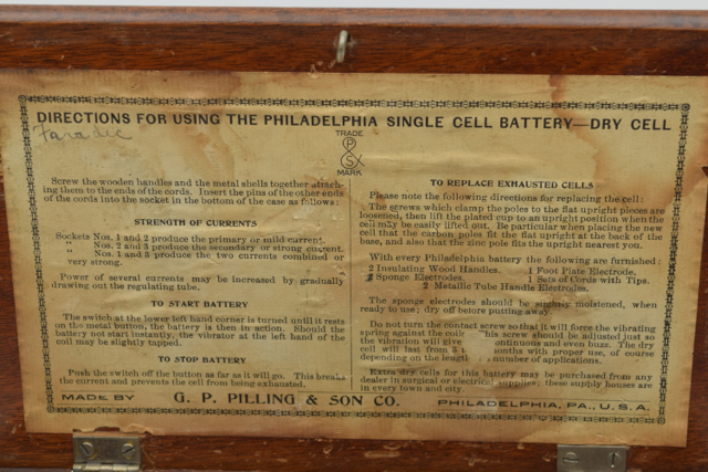 Vintage Eveready Dry Cell Battery in Wooden Case