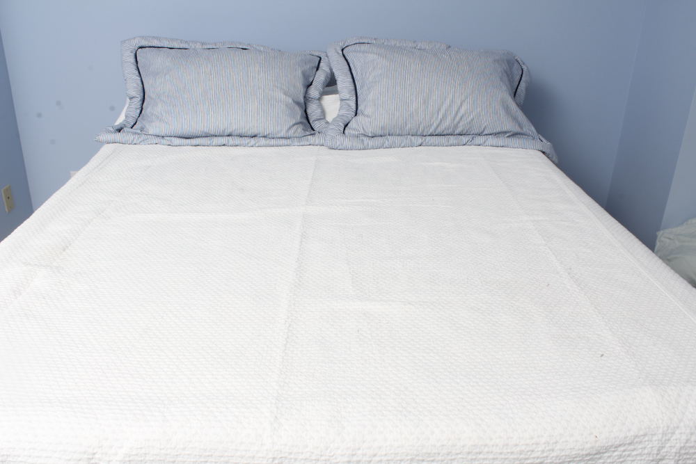 Queen Size Bed With Upholstered Headboard