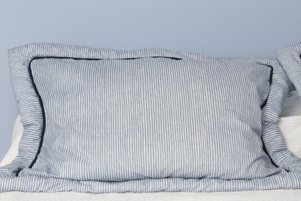 Queen Size Bed With Upholstered Headboard