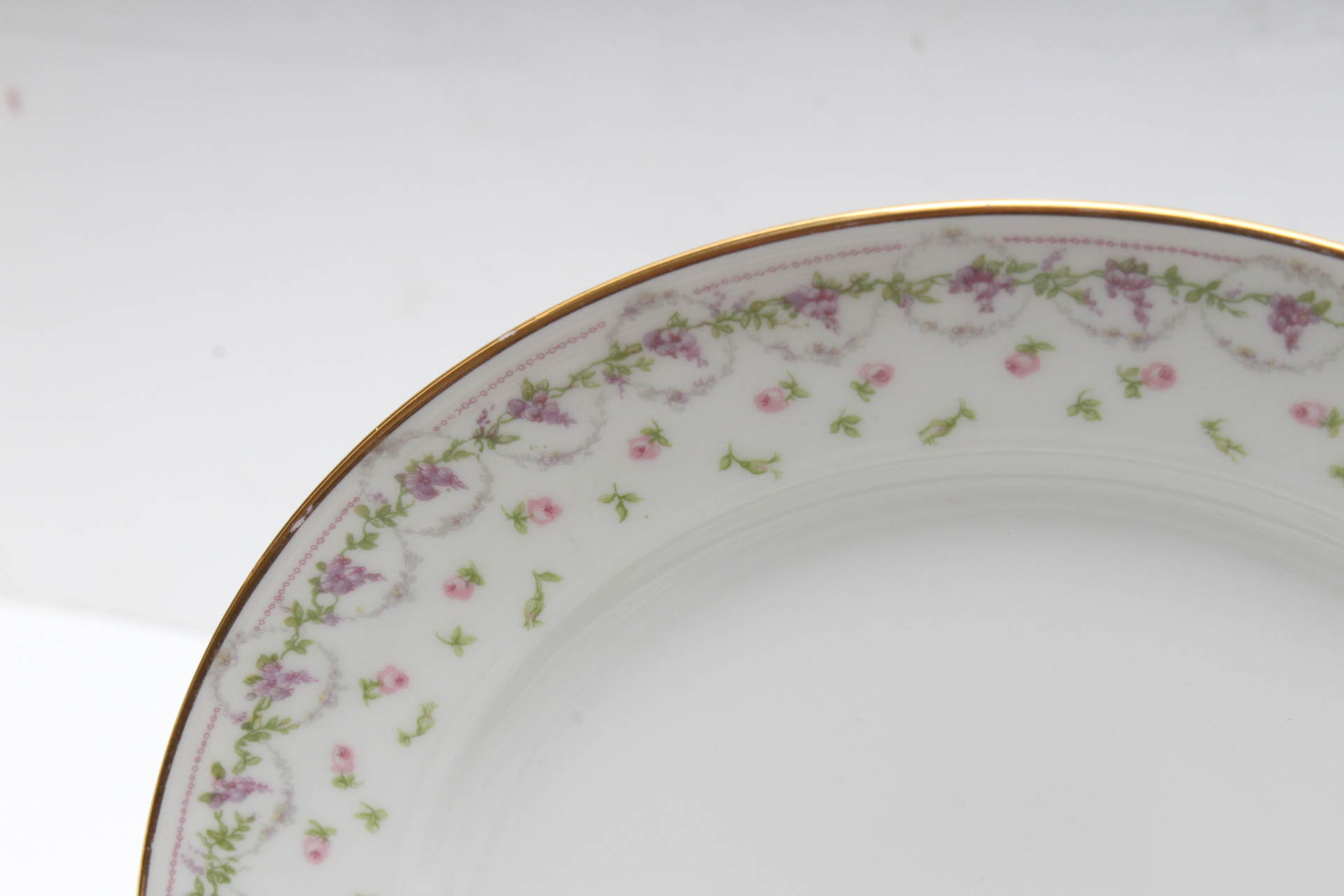Porcelain Tableware Featuring Haviland