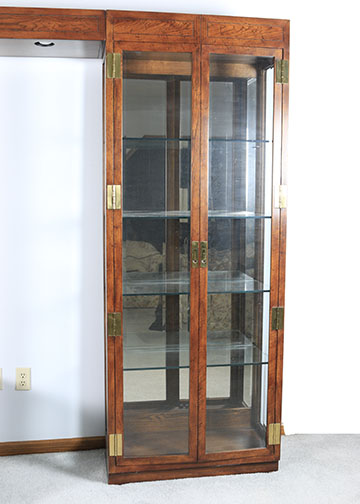 Lighted Display Cabinets With Bridge