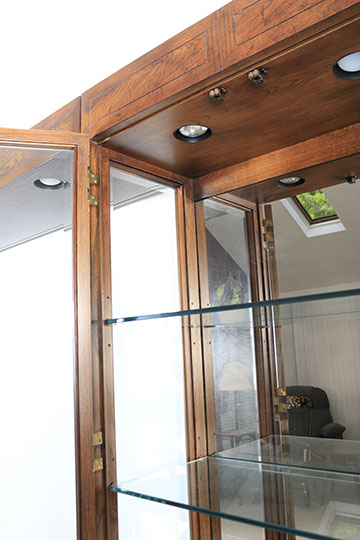 Lighted Display Cabinets With Bridge